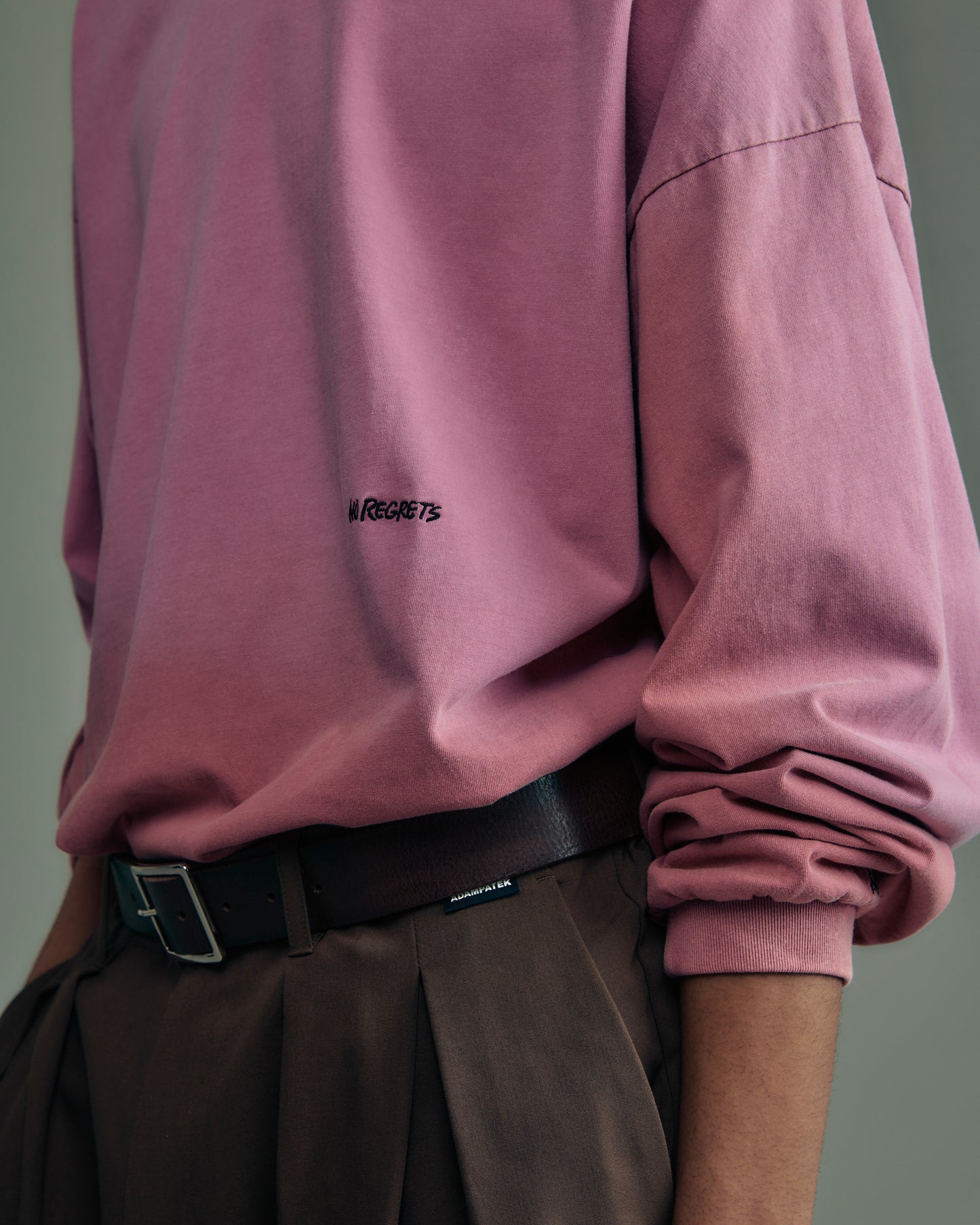 gallagher aging embroidered long-sleeved T