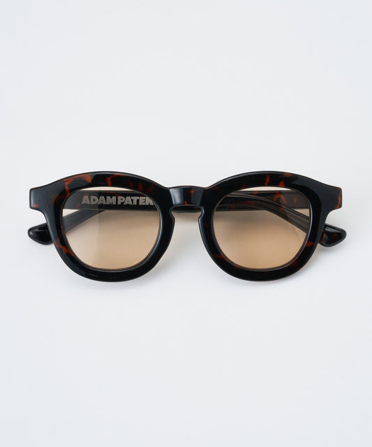 thick frame wellington sunglasses