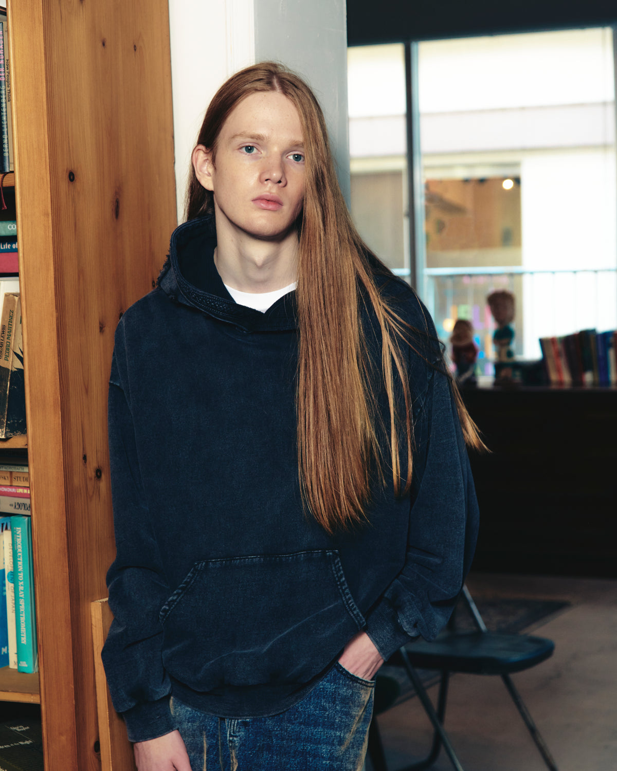 【一部予約】dyed still embellished pullover parka