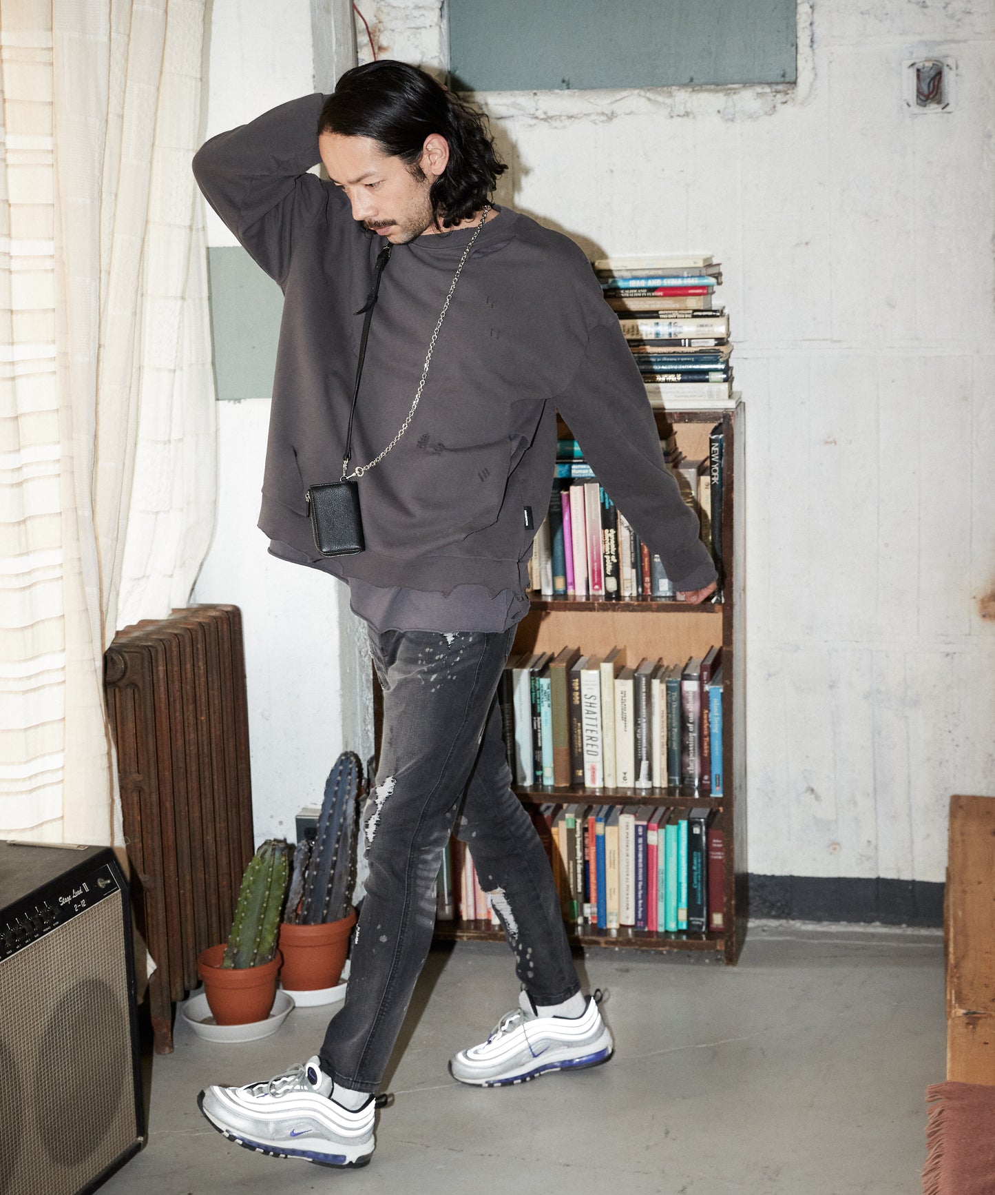 Crash denim Tapered pants_AP2228020_デニムパンツ