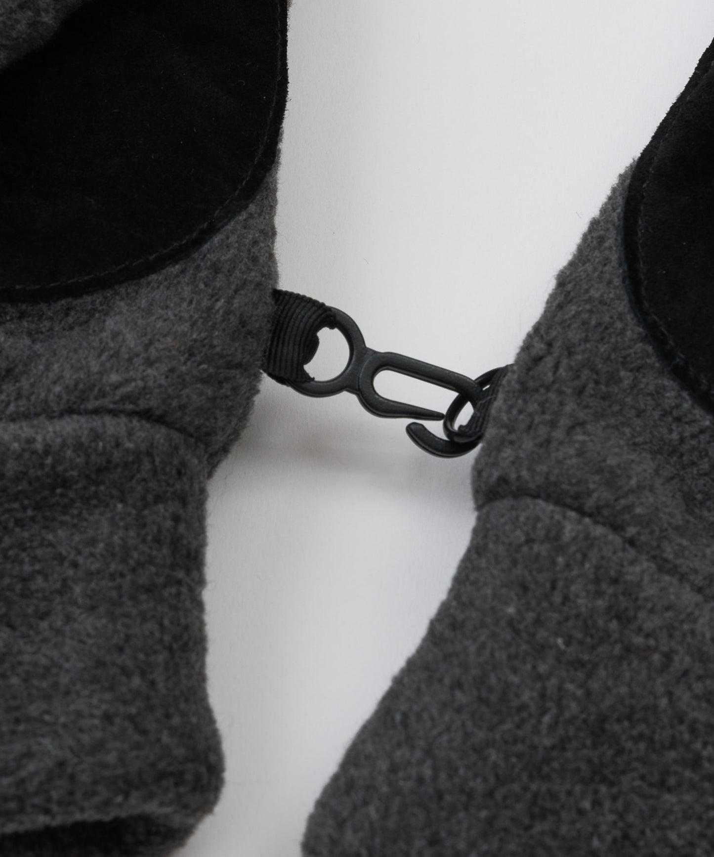 【予約】fleece embroiderd glove