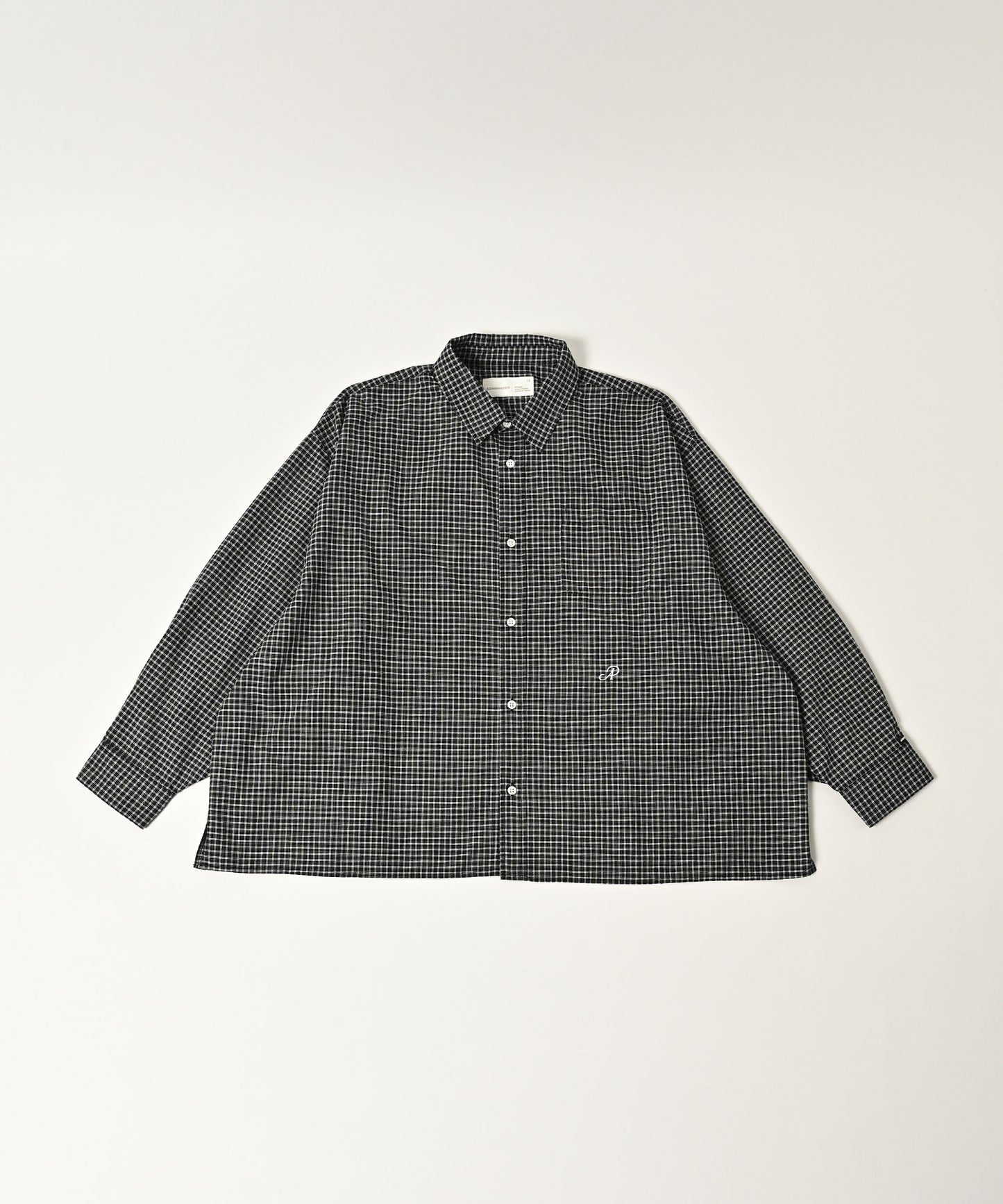 small check wide shirt