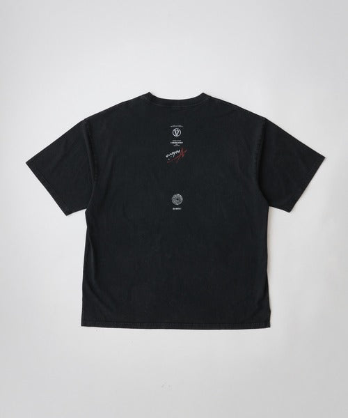 RED:BANSHEE   SPIKE THRONE　Graphic short sleeve t-shirt