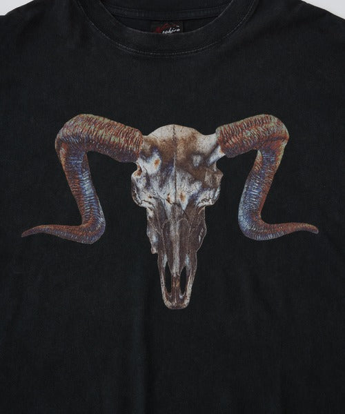 RED:BANSHEE　Ram Skull Graphic short sleeve t-shirt