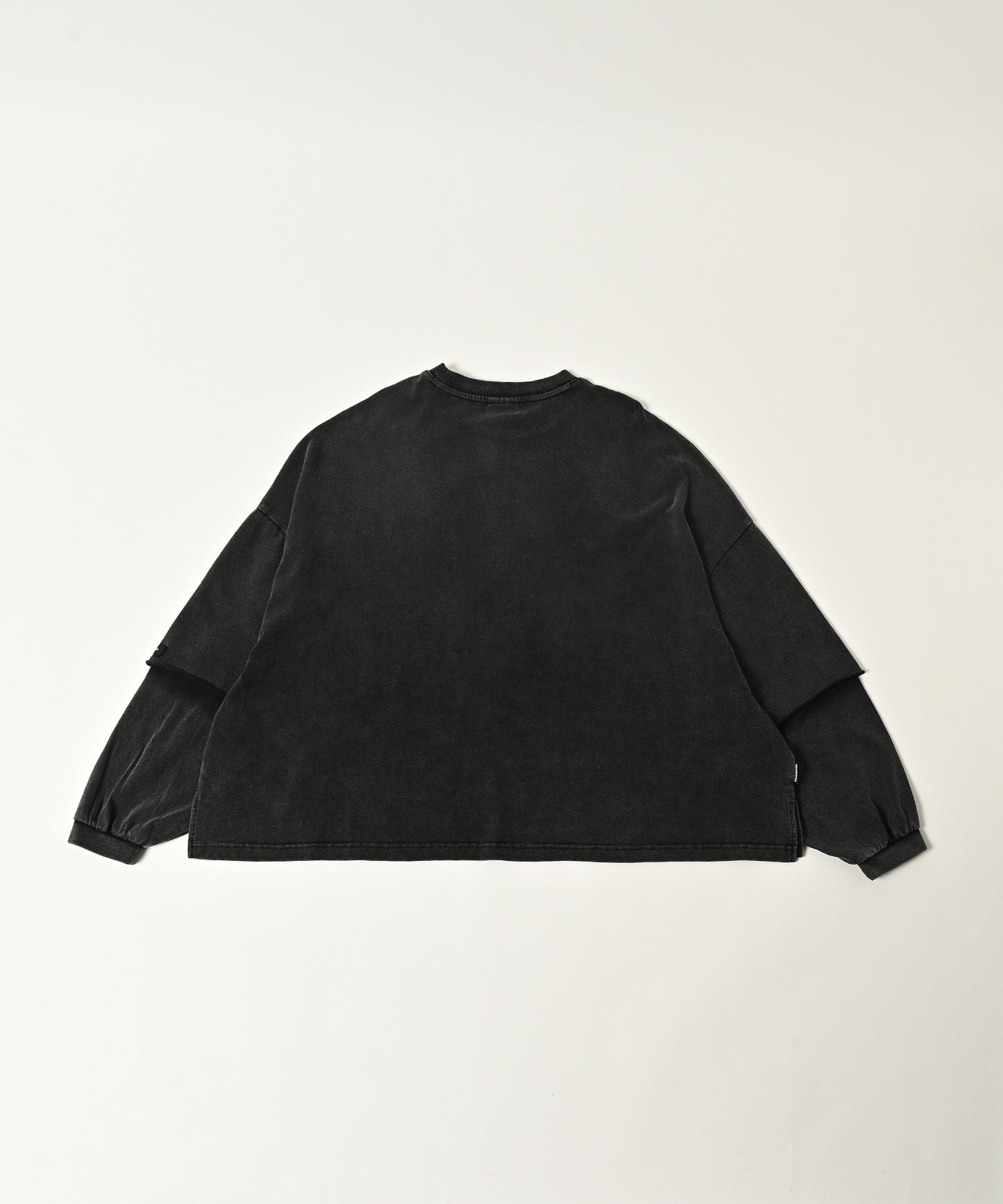 wide boxcut layered long sleeve