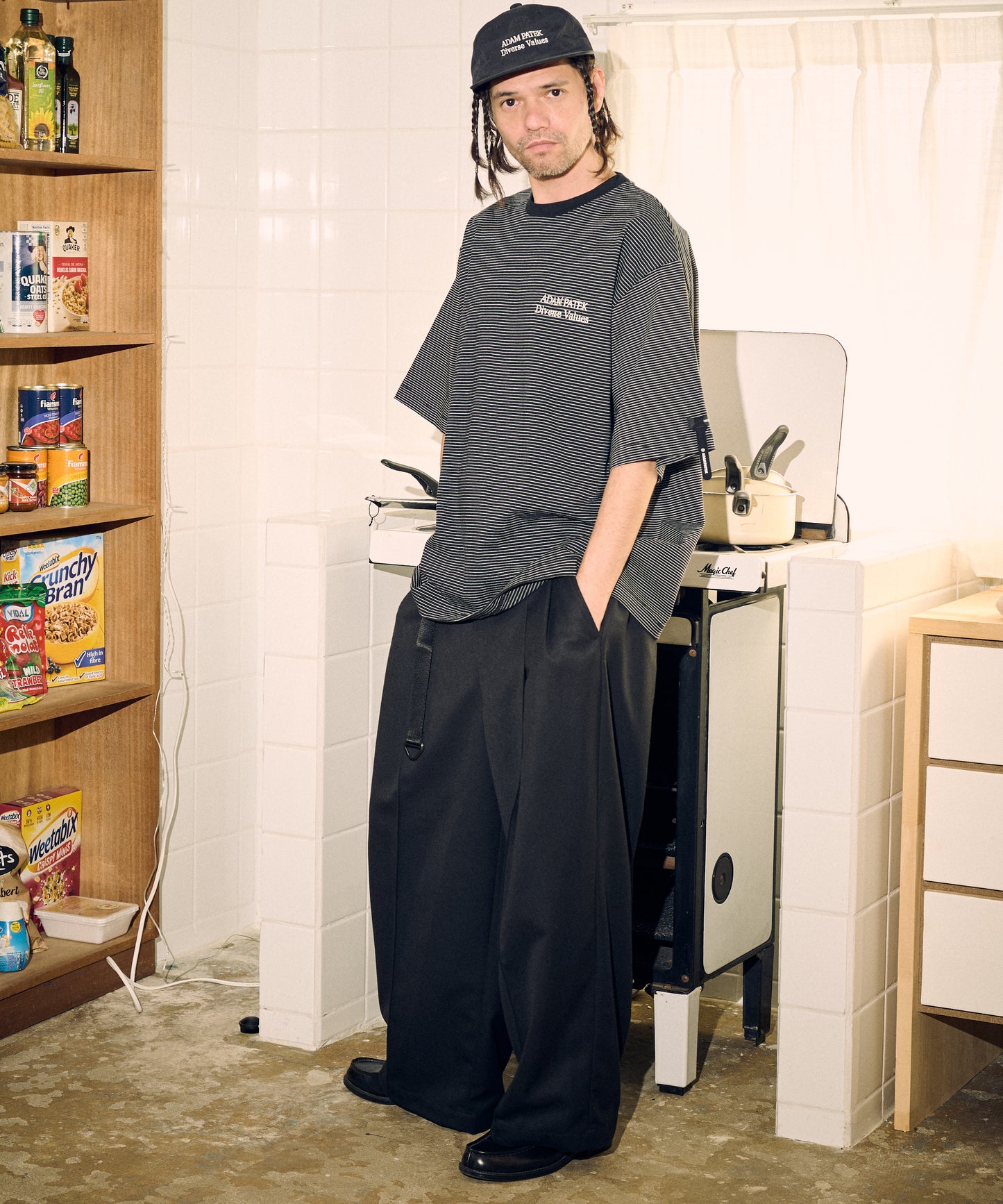 pleated tuck looose slacks_AP2328001_スラックス