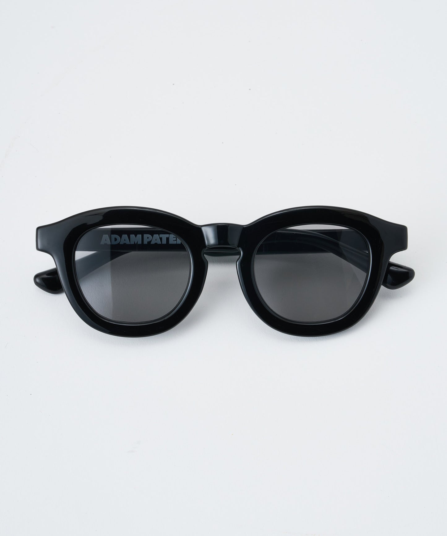 thick frame wellington sunglasses