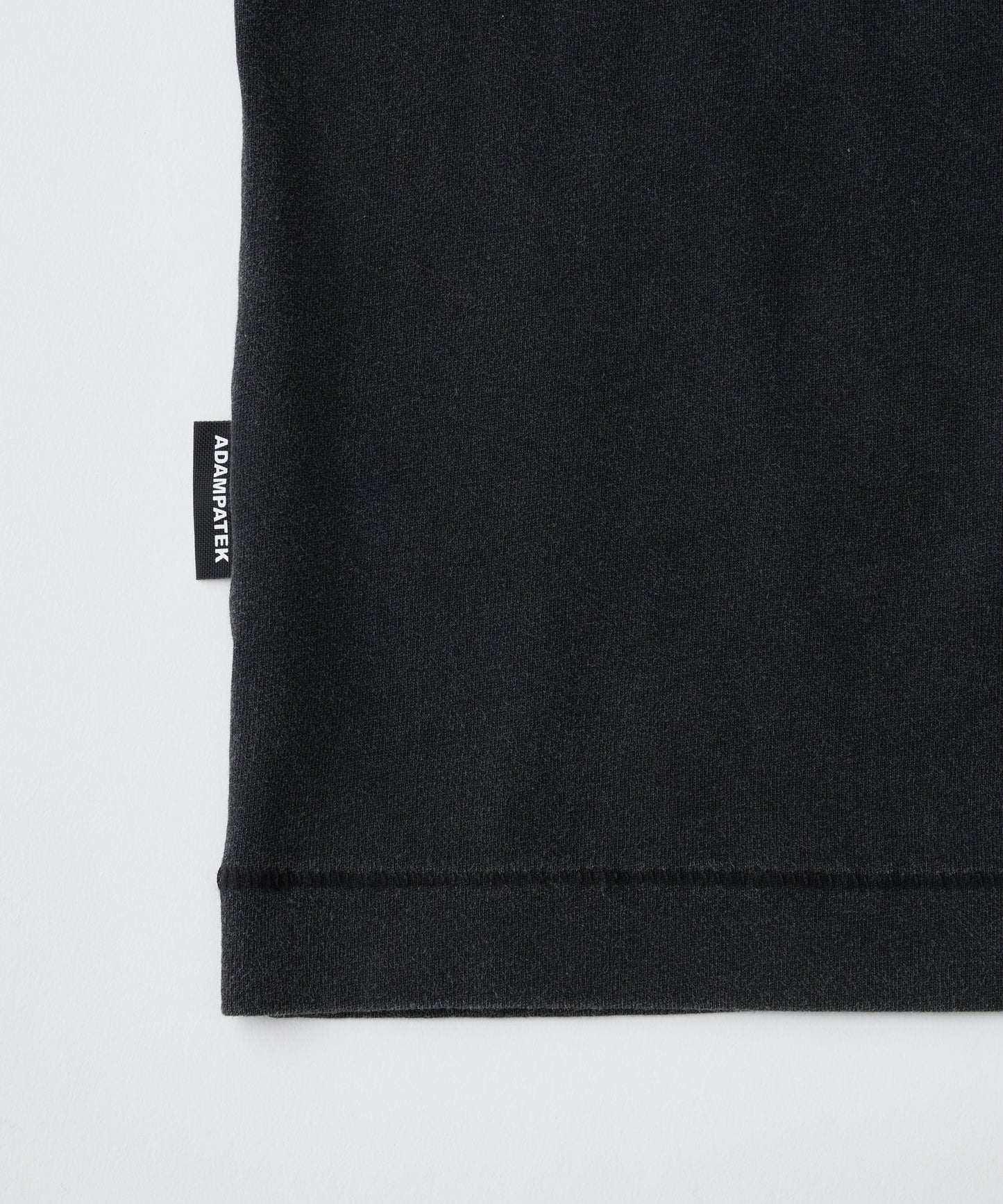 basic logo aging T