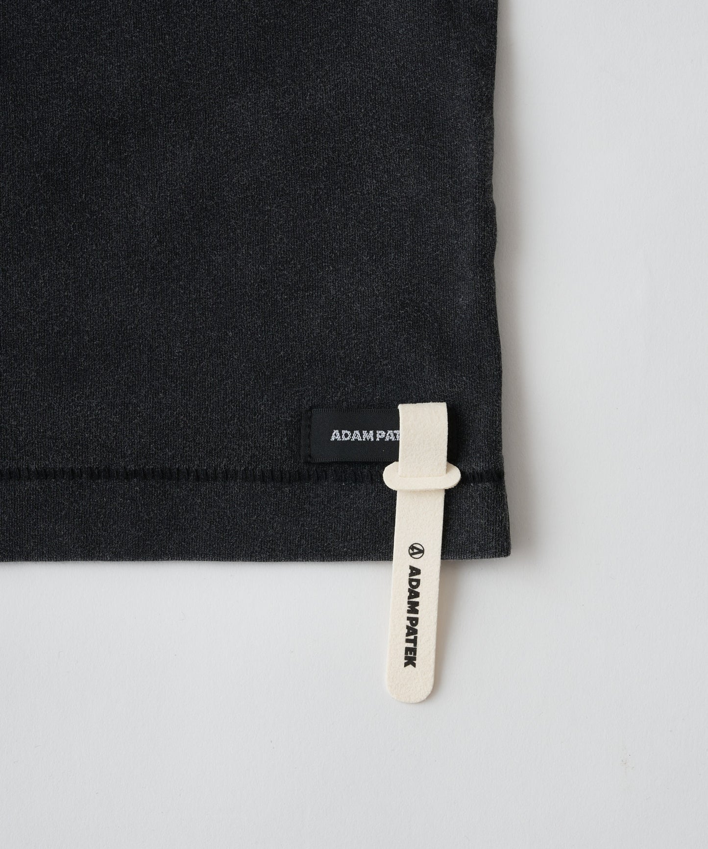 basic logo aging sleeveless