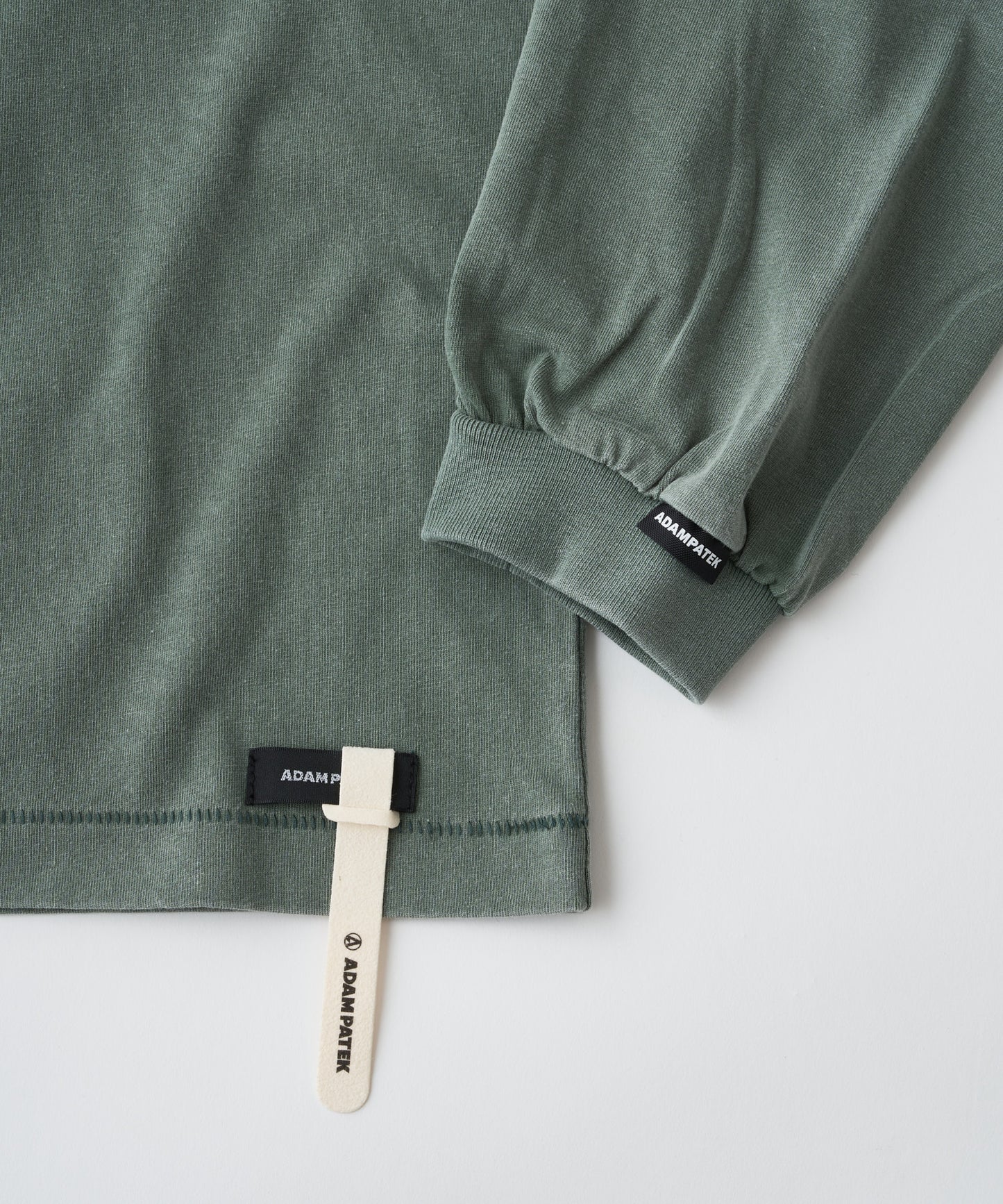 noise  aging embroidered long-sleeved T