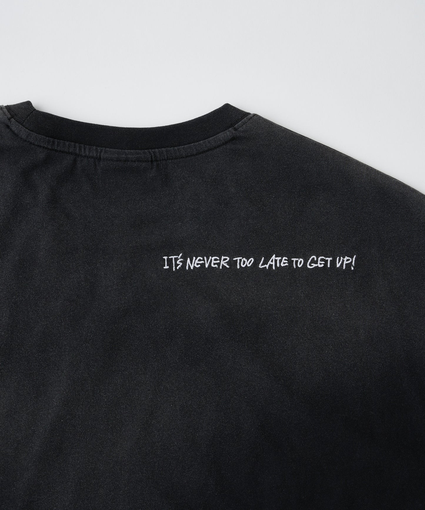 gallagher aging embroidered long-sleeved T