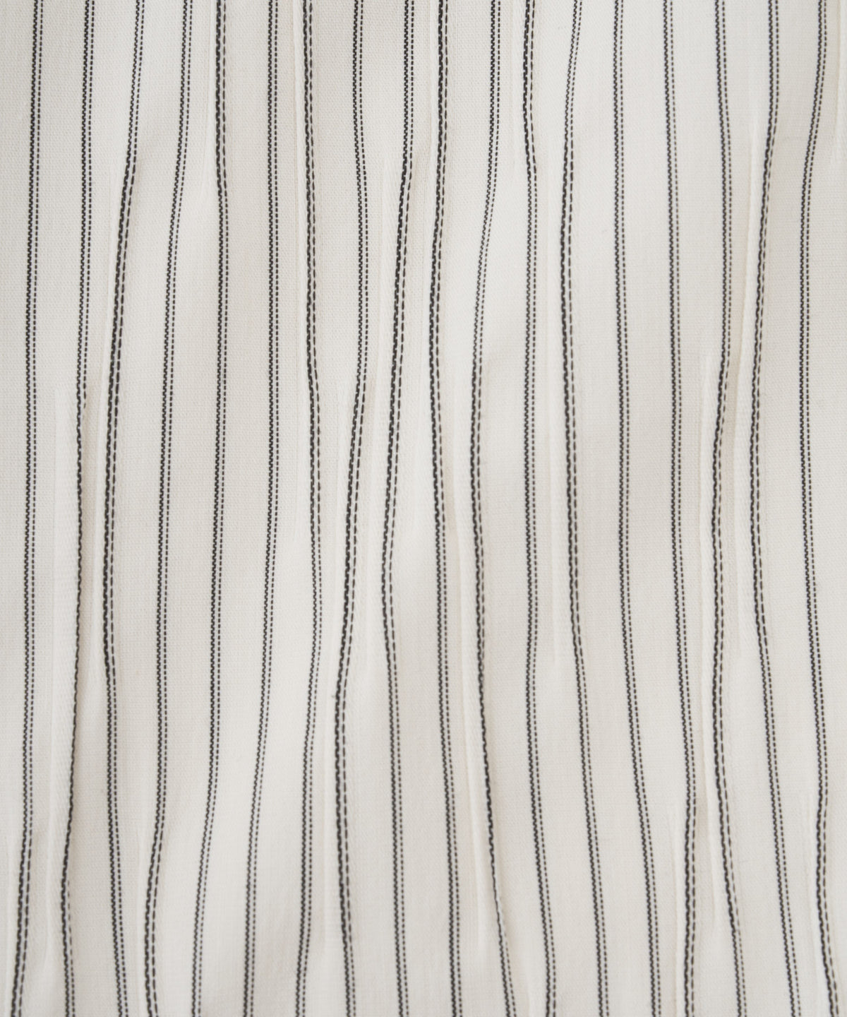 【予約】stitched calm pinchstripe shirt