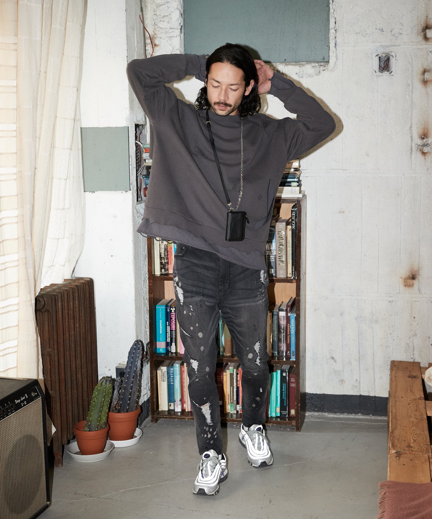 Crash denim Tapered pants_AP2228020_デニムパンツ