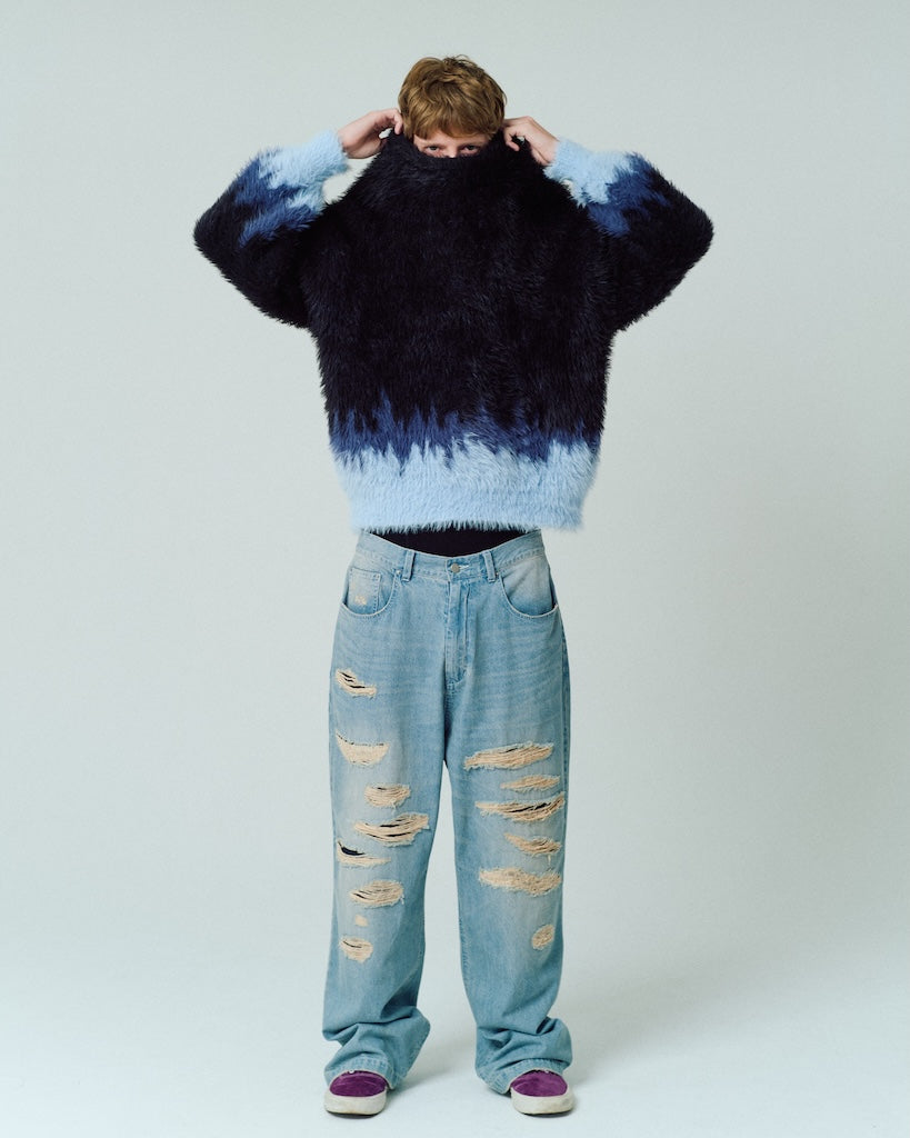 distorted chevron pattern crewneck