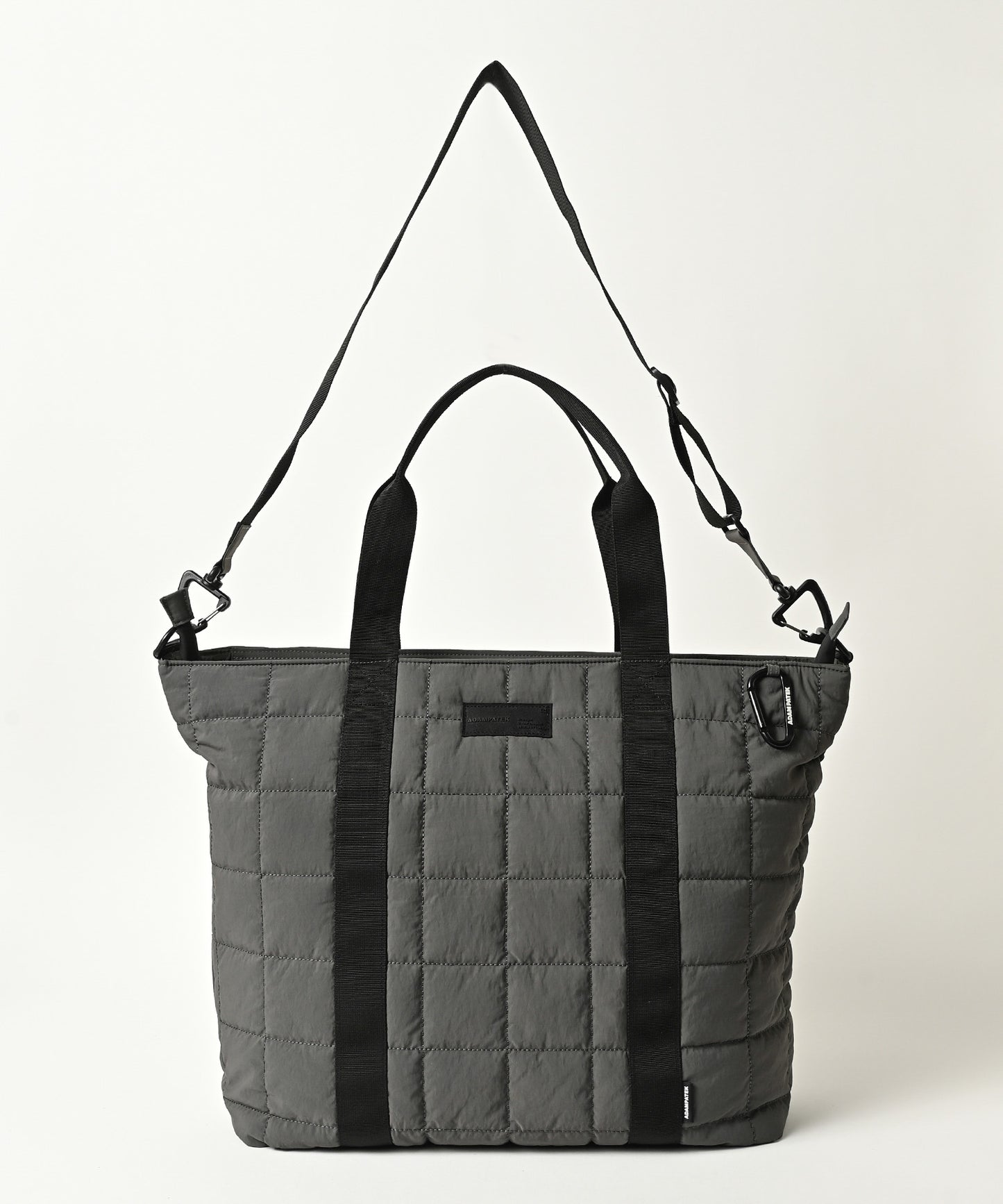square quilt shoulder tote bag