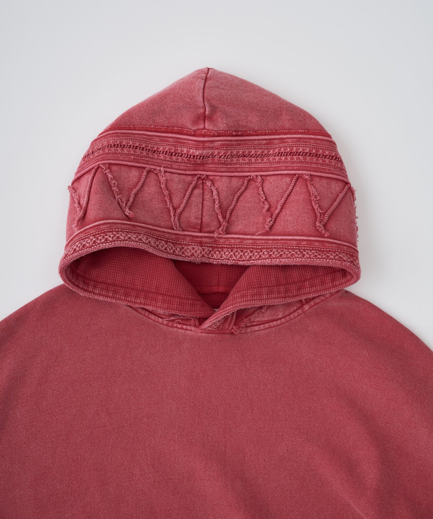 【予約】dyed still embellished pullover parka