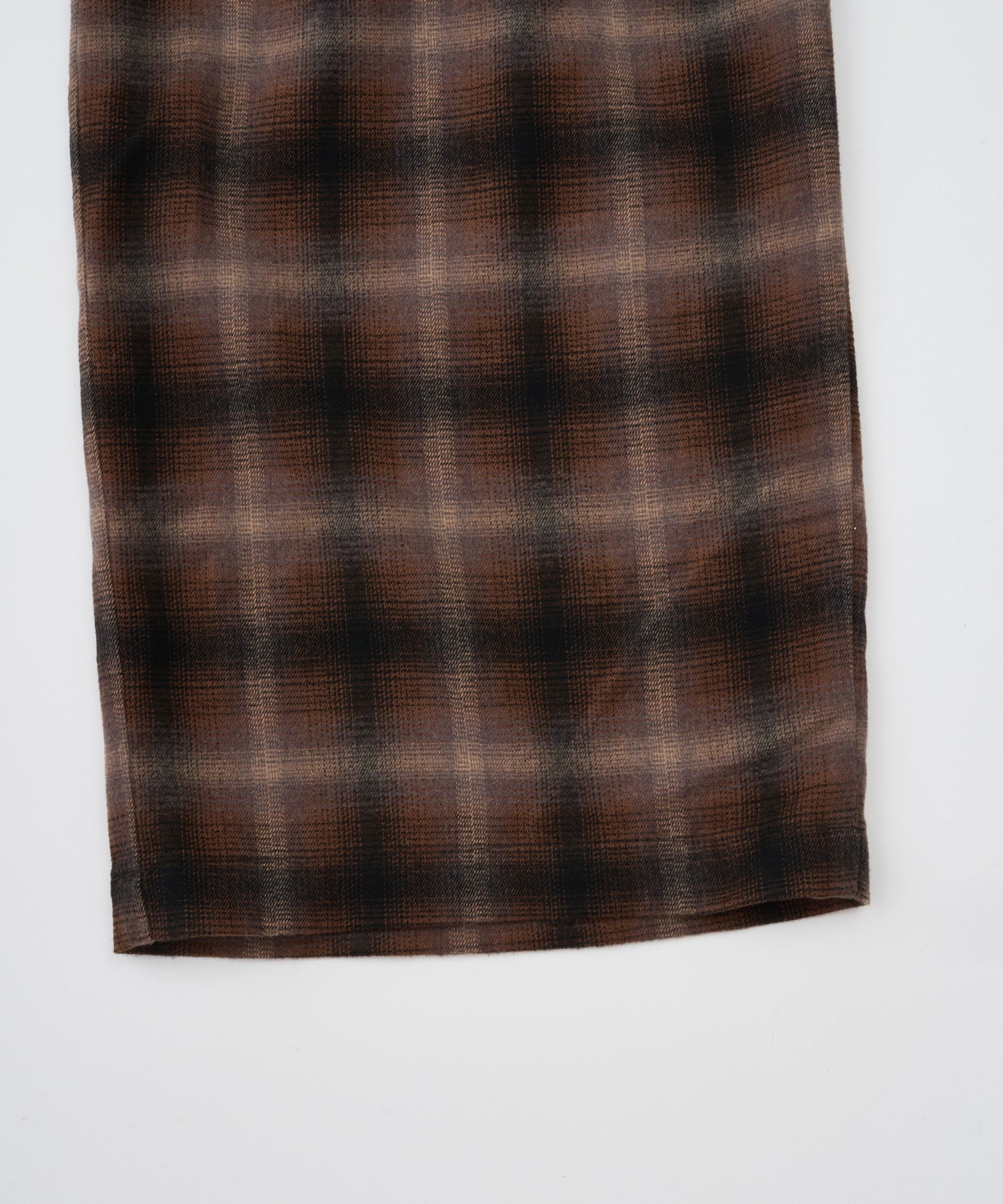 【予約】brushed shade ombrecheck easytrouser