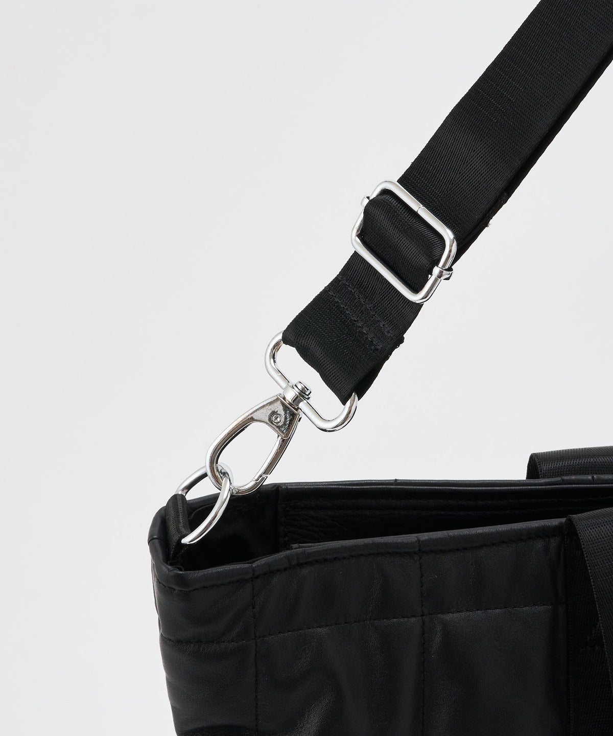 w/r leather quilting BIG tote