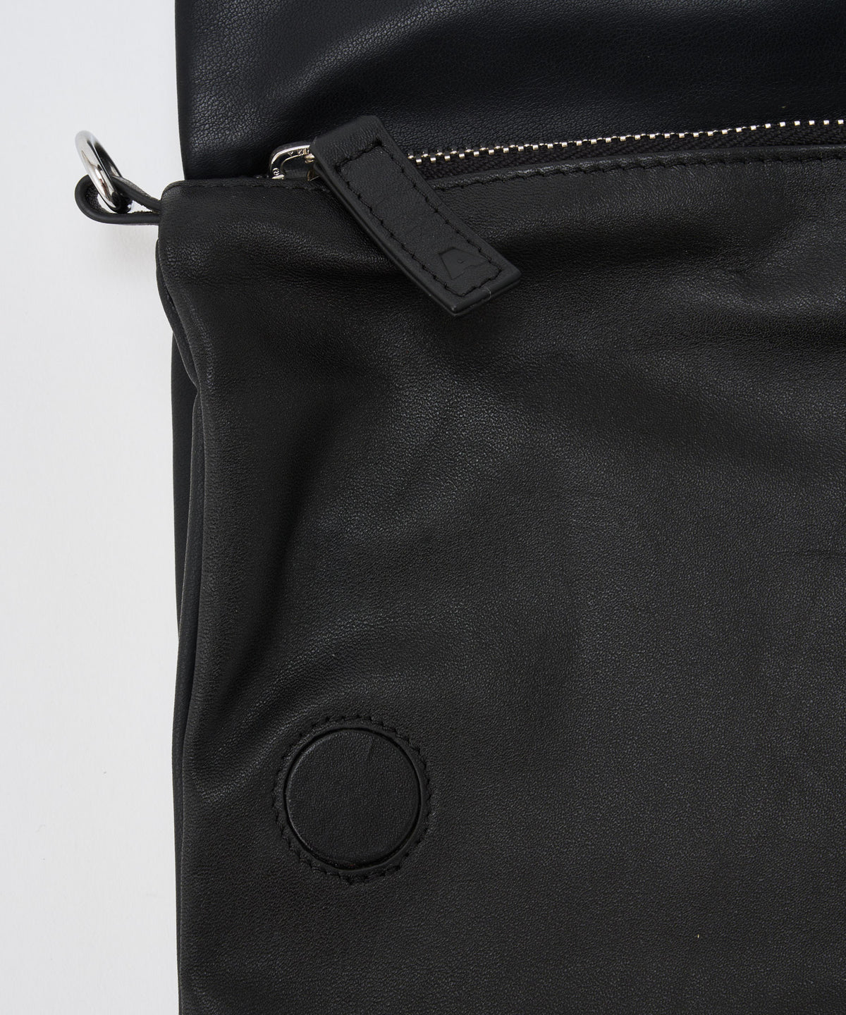 w/r leather convertible clutch bag