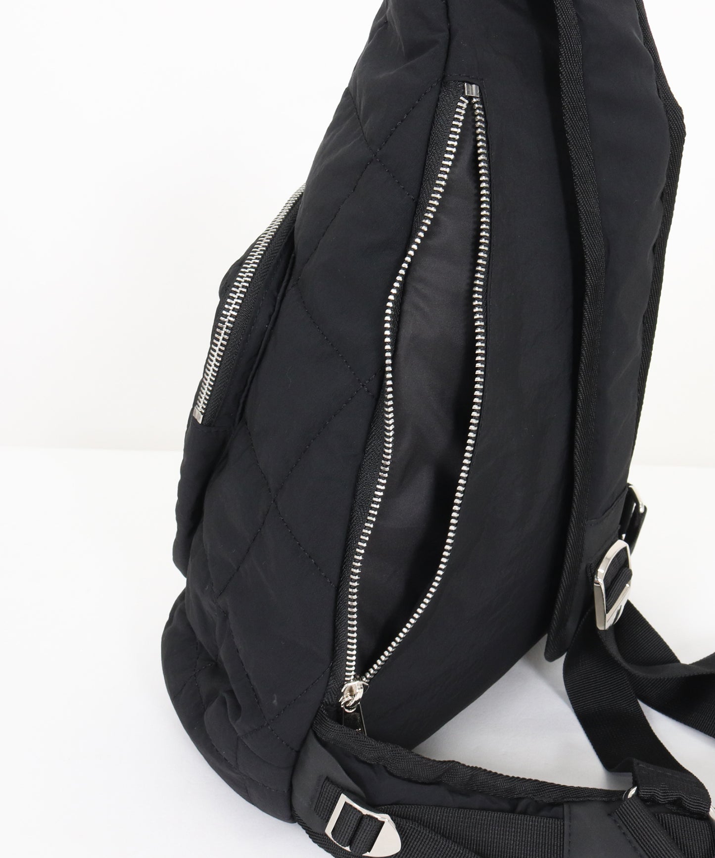 square quilt sling bag