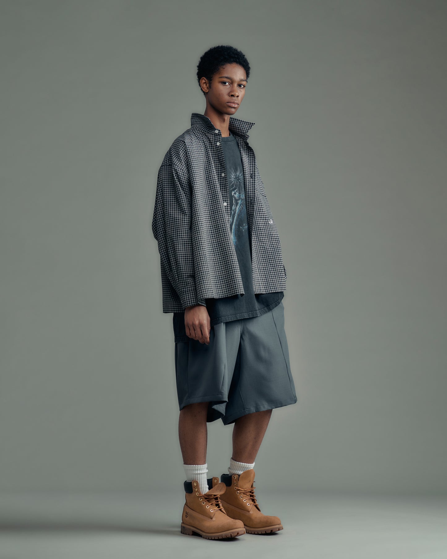 small check wide shirt