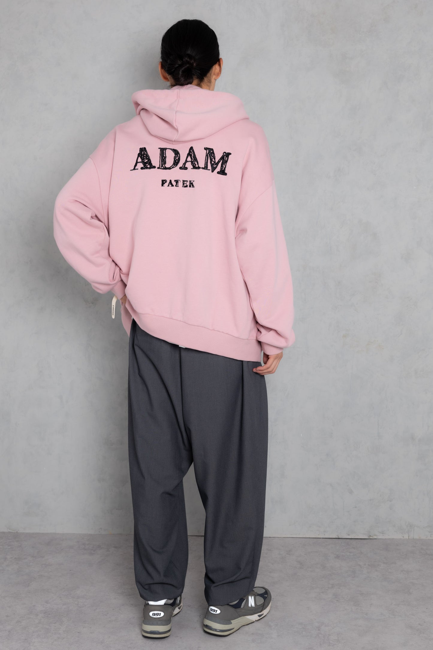 logo zip up hoodie_AP2424006_トップス