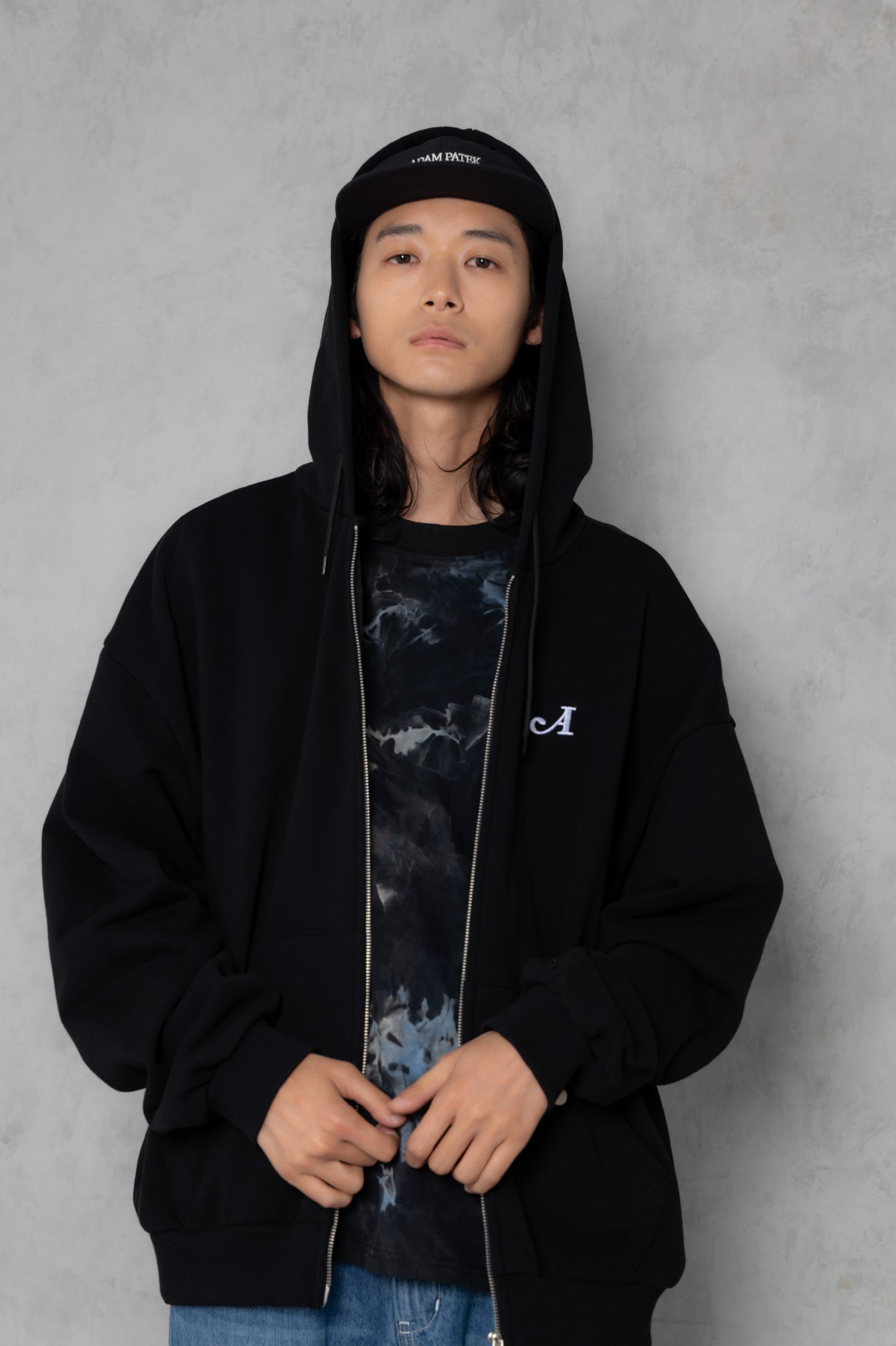logo zip up hoodie_AP2424006_トップス