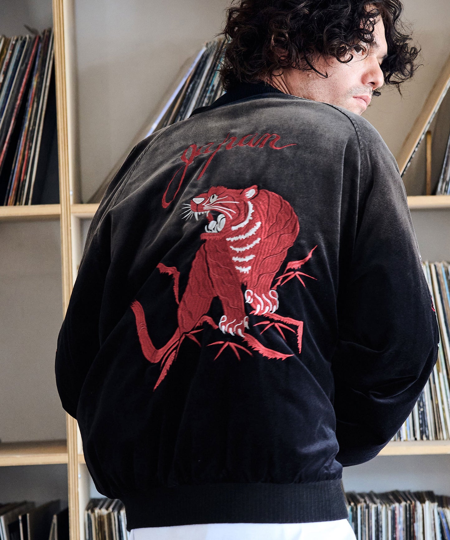 aging reversible souvenir jacket_AP2423004_アウター
