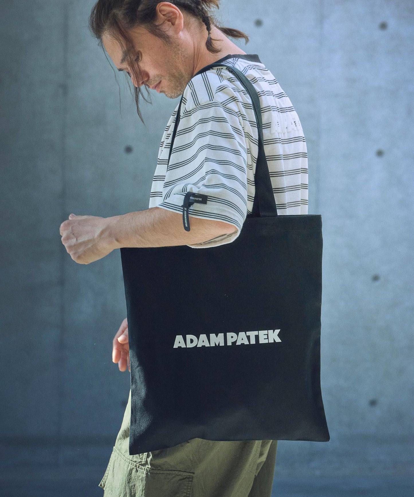 baasic logo daily tote