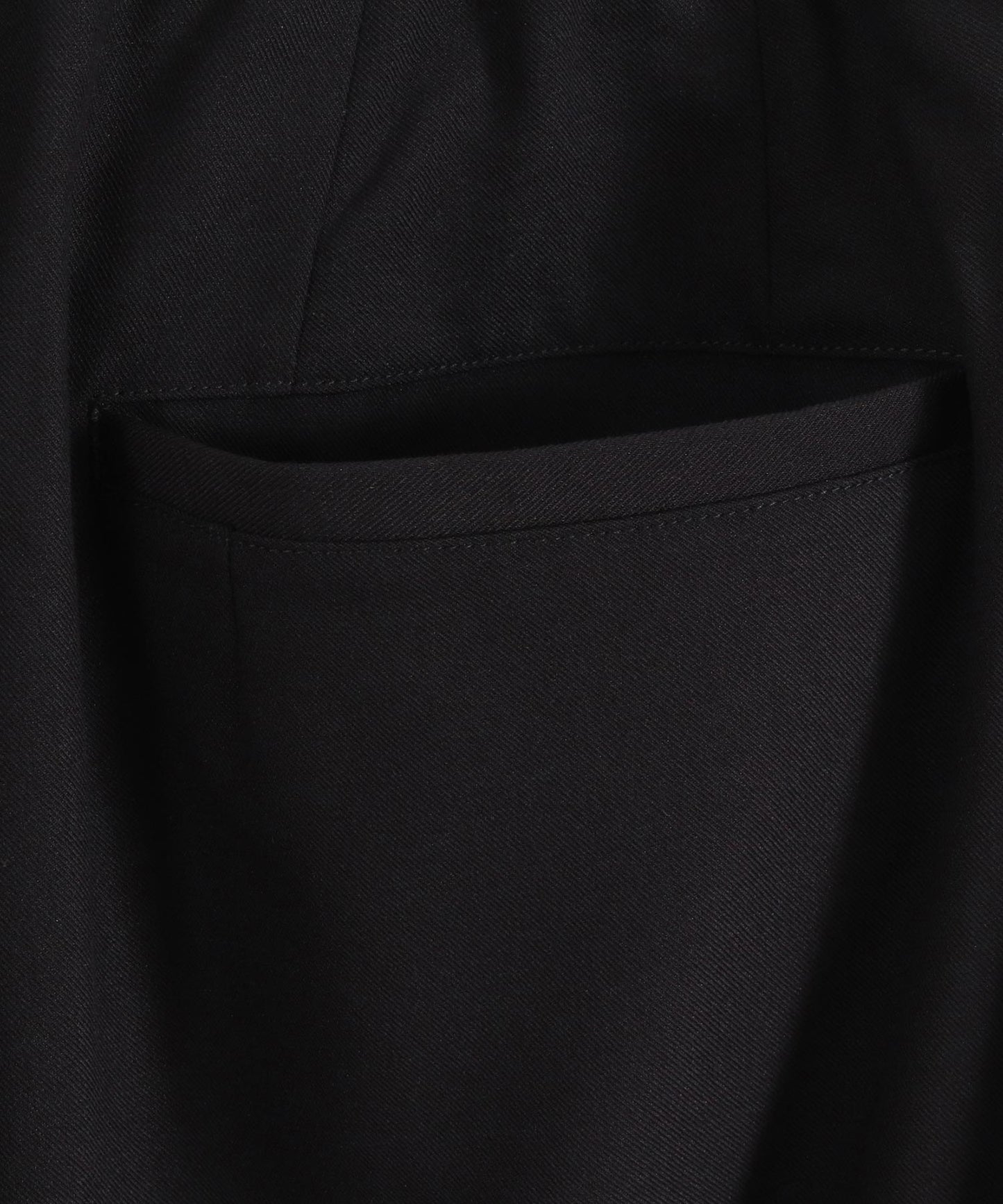 generous tuck relax pants