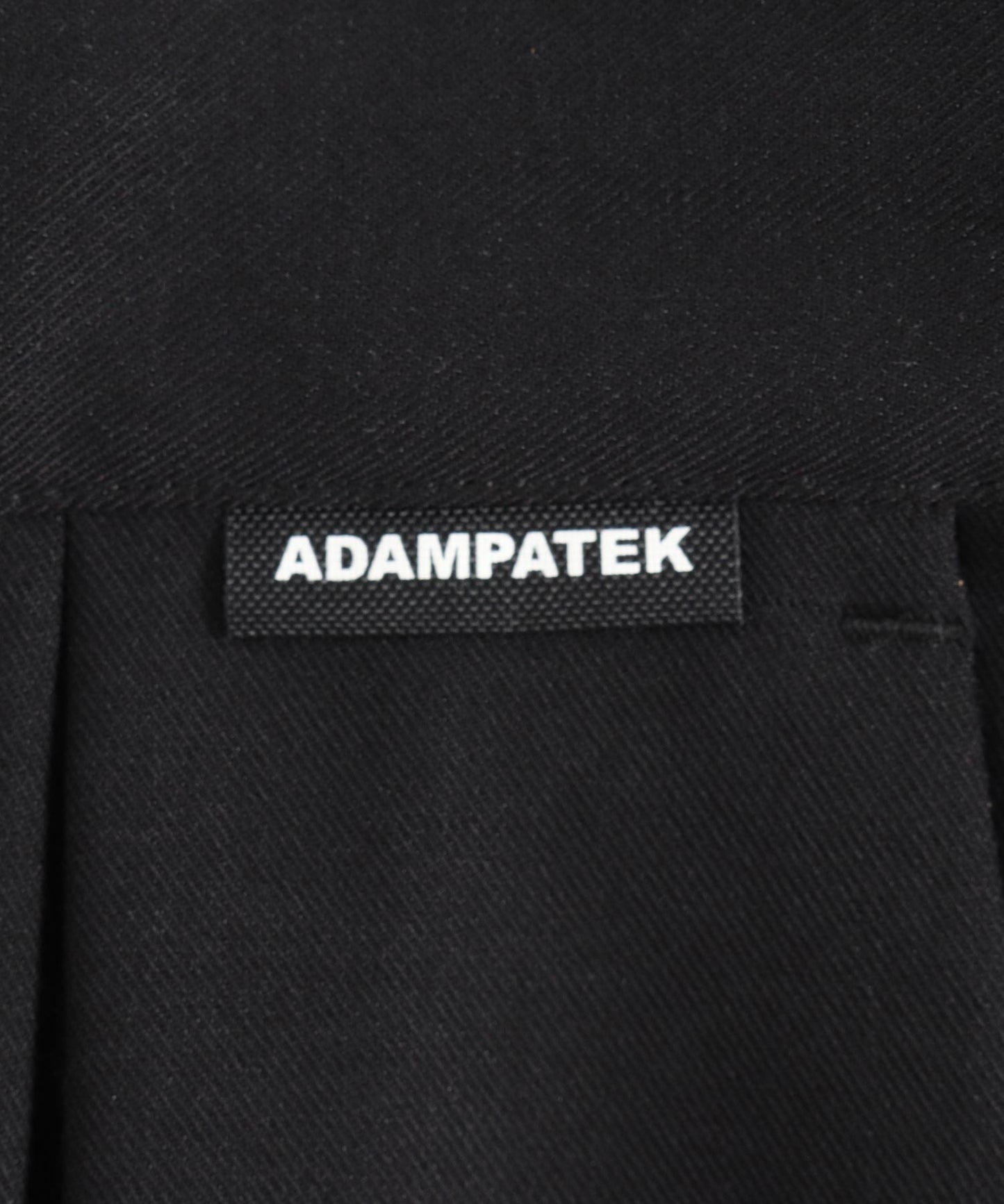 generous tuck relax pants