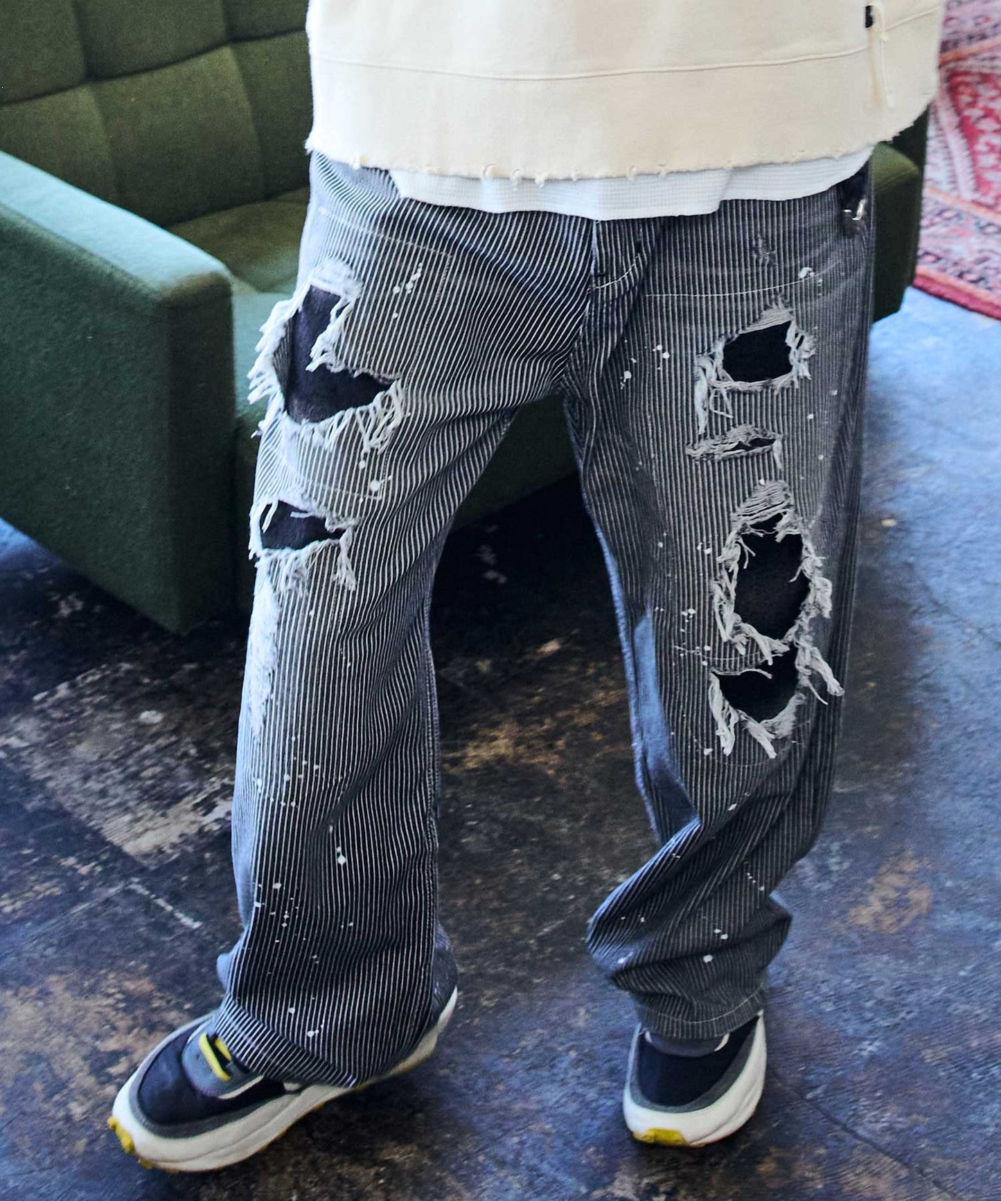clash looose hickory denim_AP2428033_ボトムス