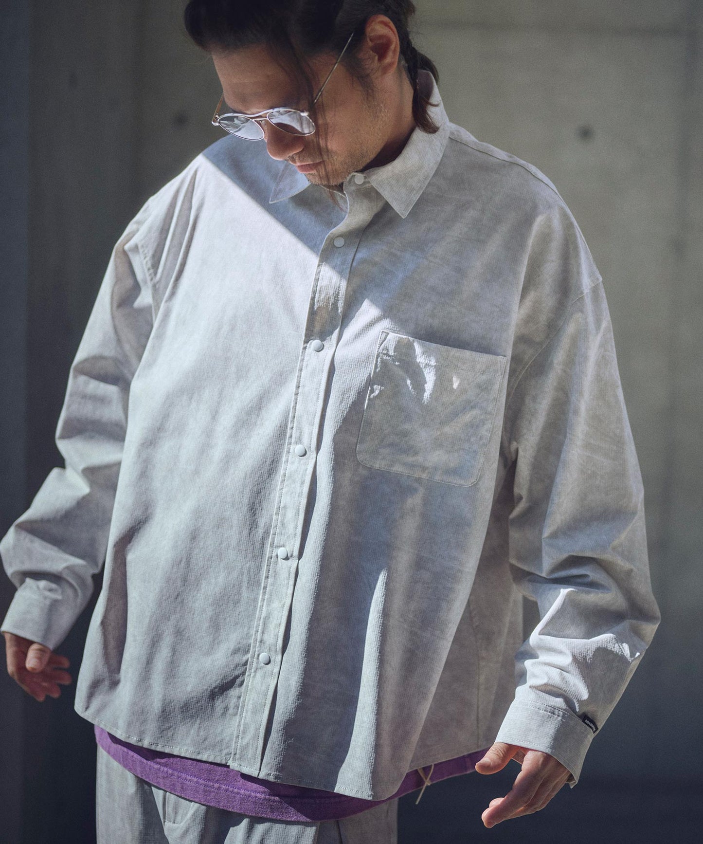 uaneven dyeing  shirt