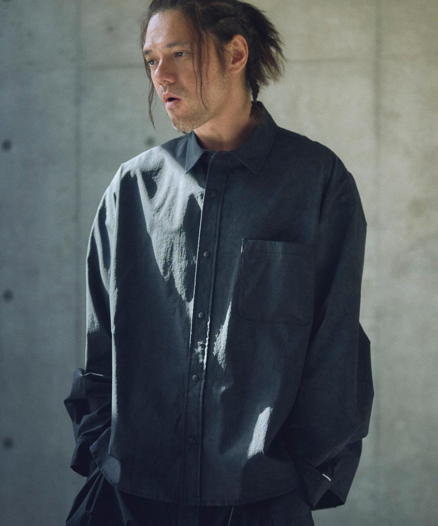 uaneven dyeing  shirt