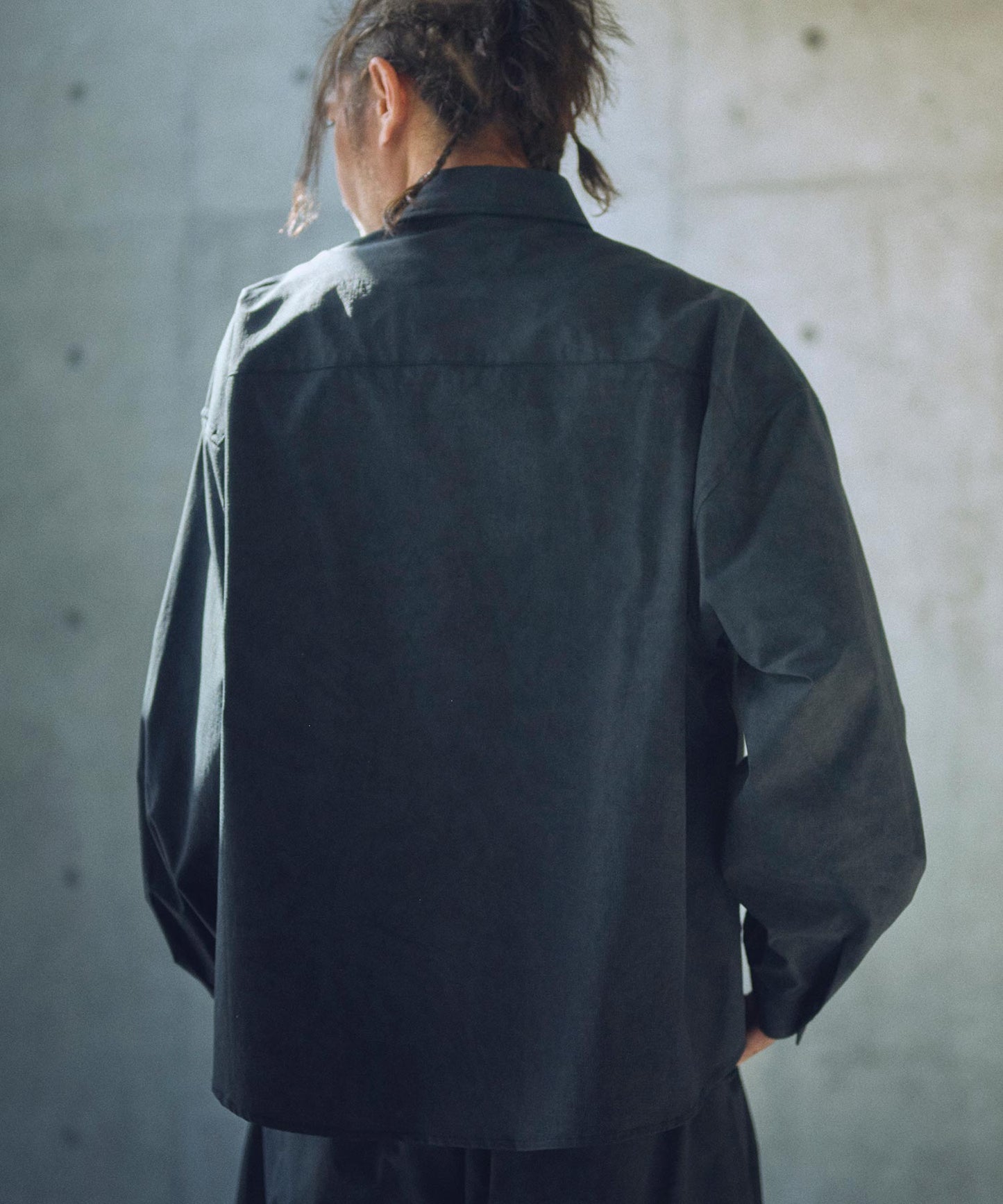 uaneven dyeing  shirt