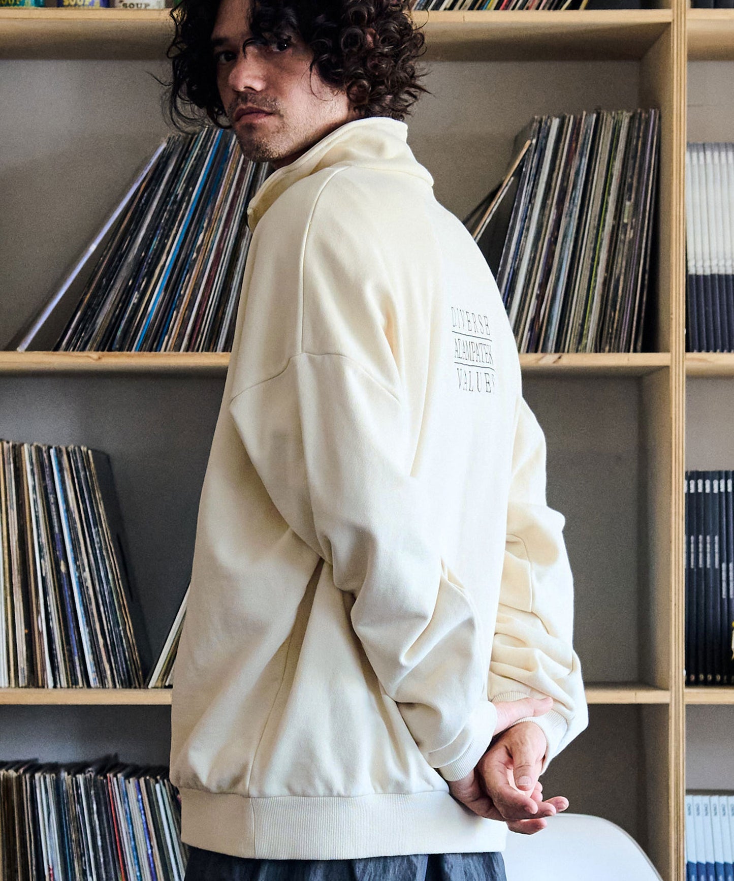 logo half zip stand pullover_AP2424007_トップス