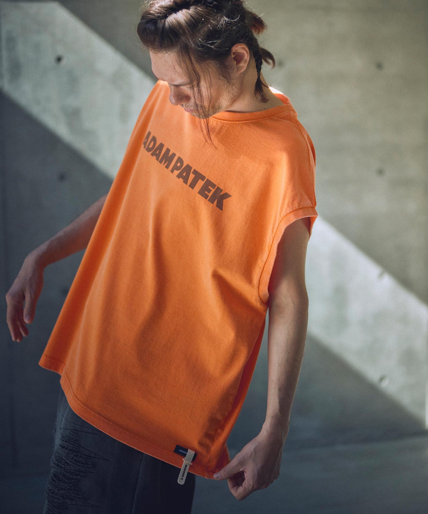 basic logo sleeveless