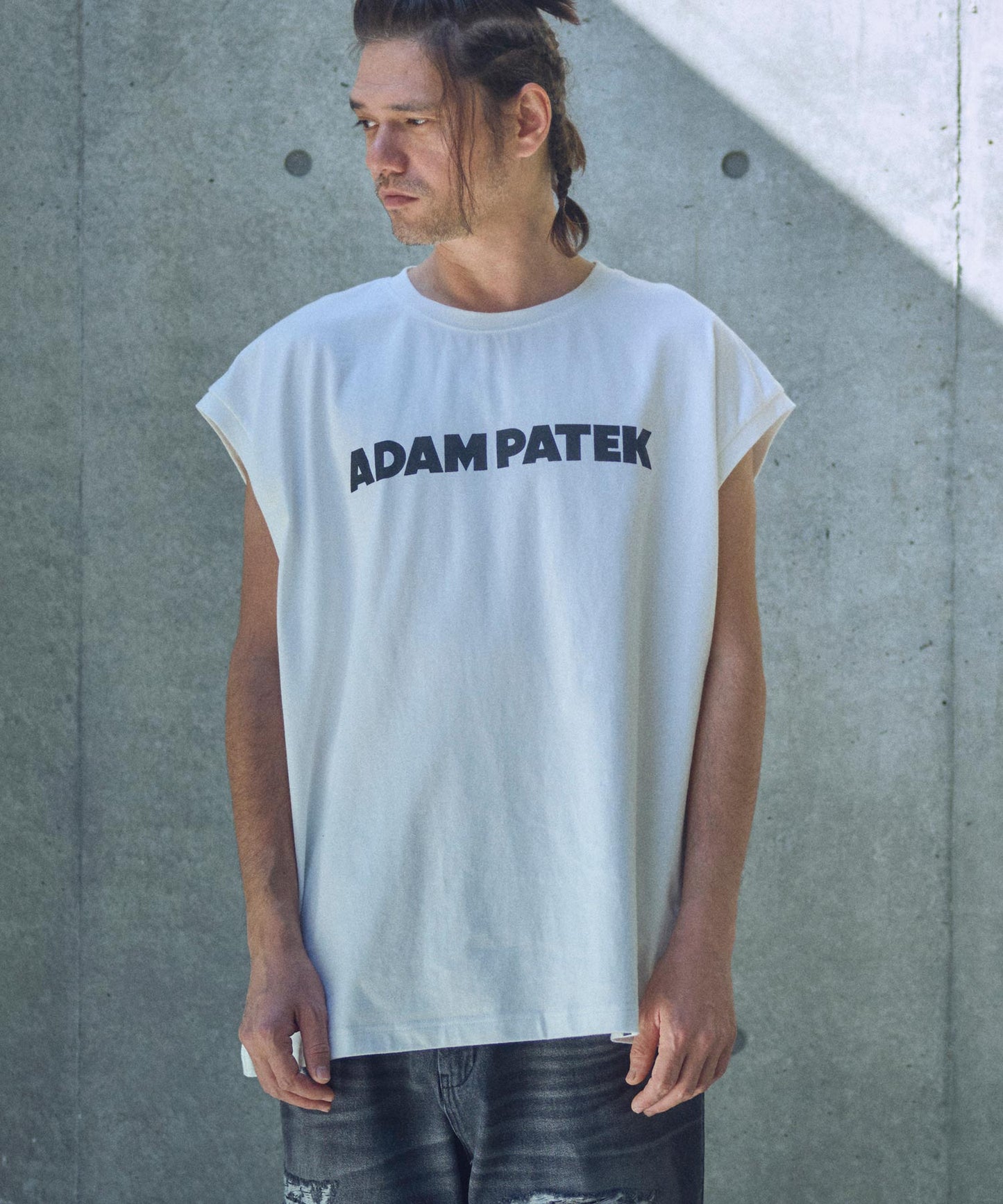basic logo sleeveless
