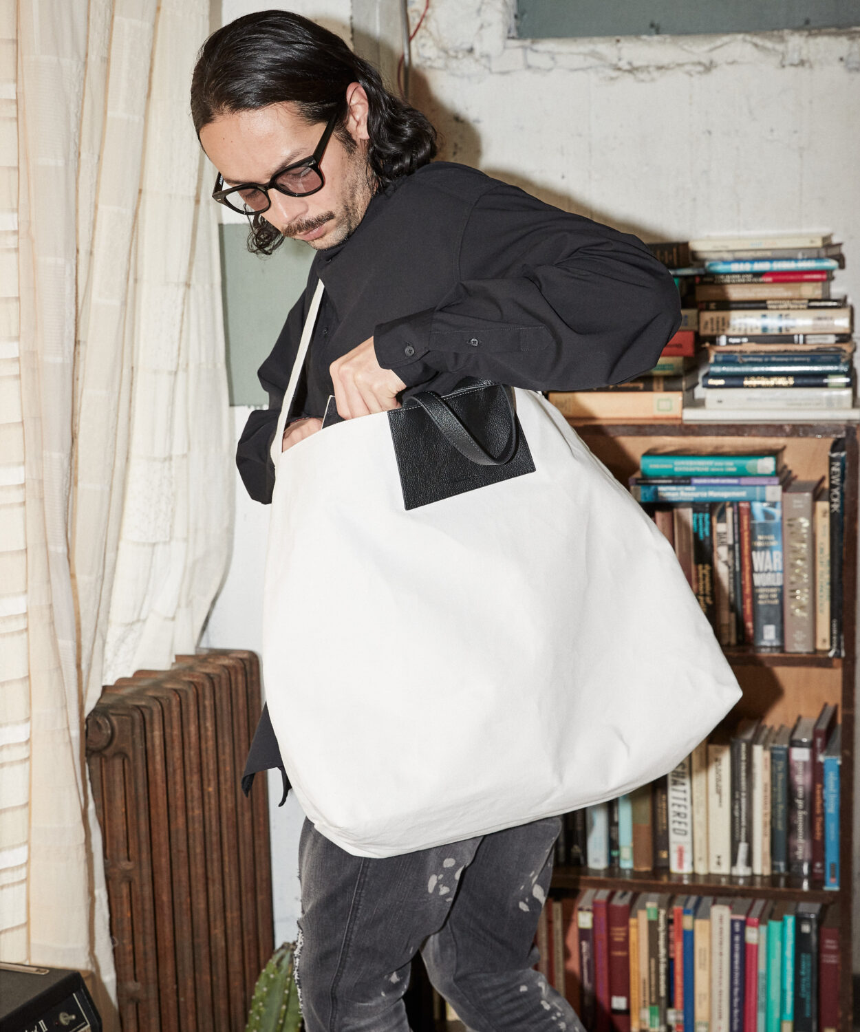 shrinkleathercombibigtotebag_AP2319004_トートバッグ6