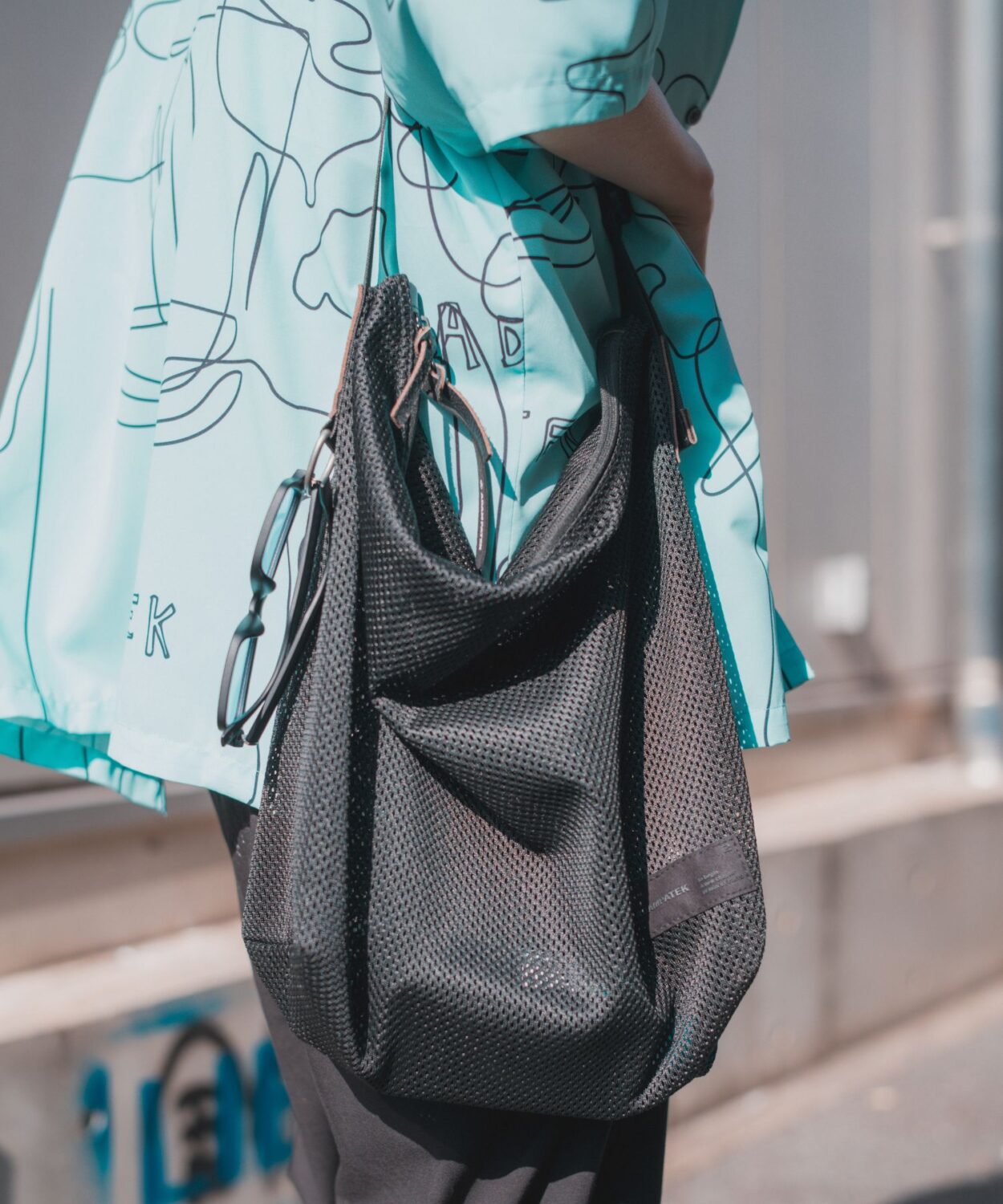meshshoulderbag_AP2419035_ショルダーバッグ3