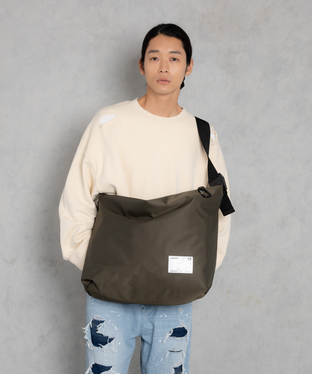 water repellent nylon shoulder big bag_AP2319047_ショルダービッグバッグ