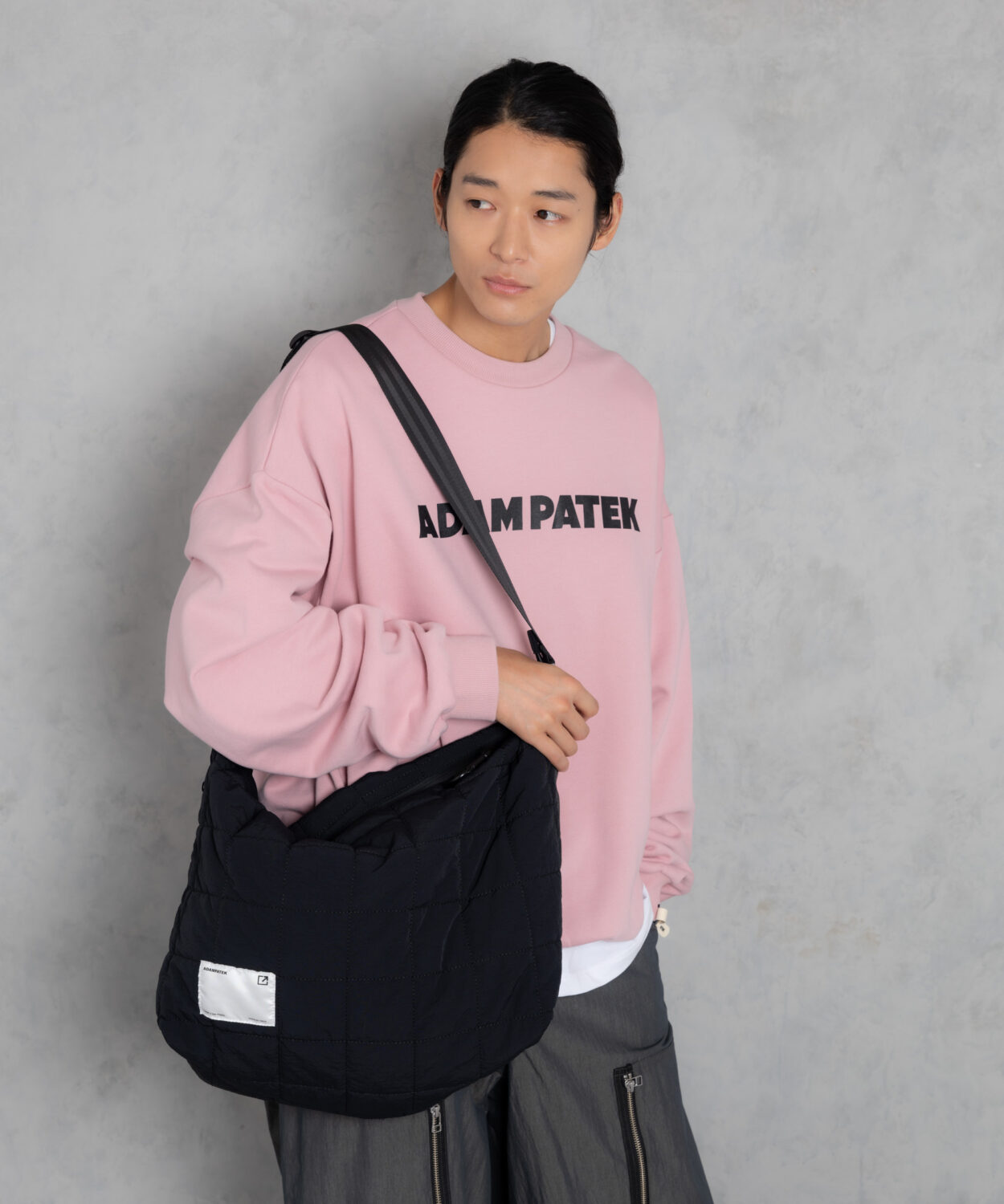 squarequiltBIGshoulderbag_AP2229000_バッグ3