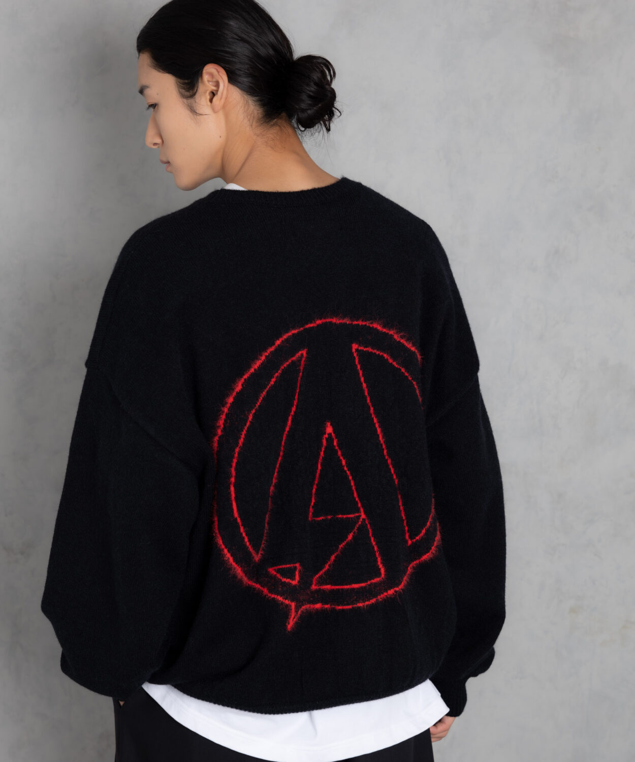 11月上旬入荷予定[予約商品]shaggylogocrewknit_AP2421013_トップス0