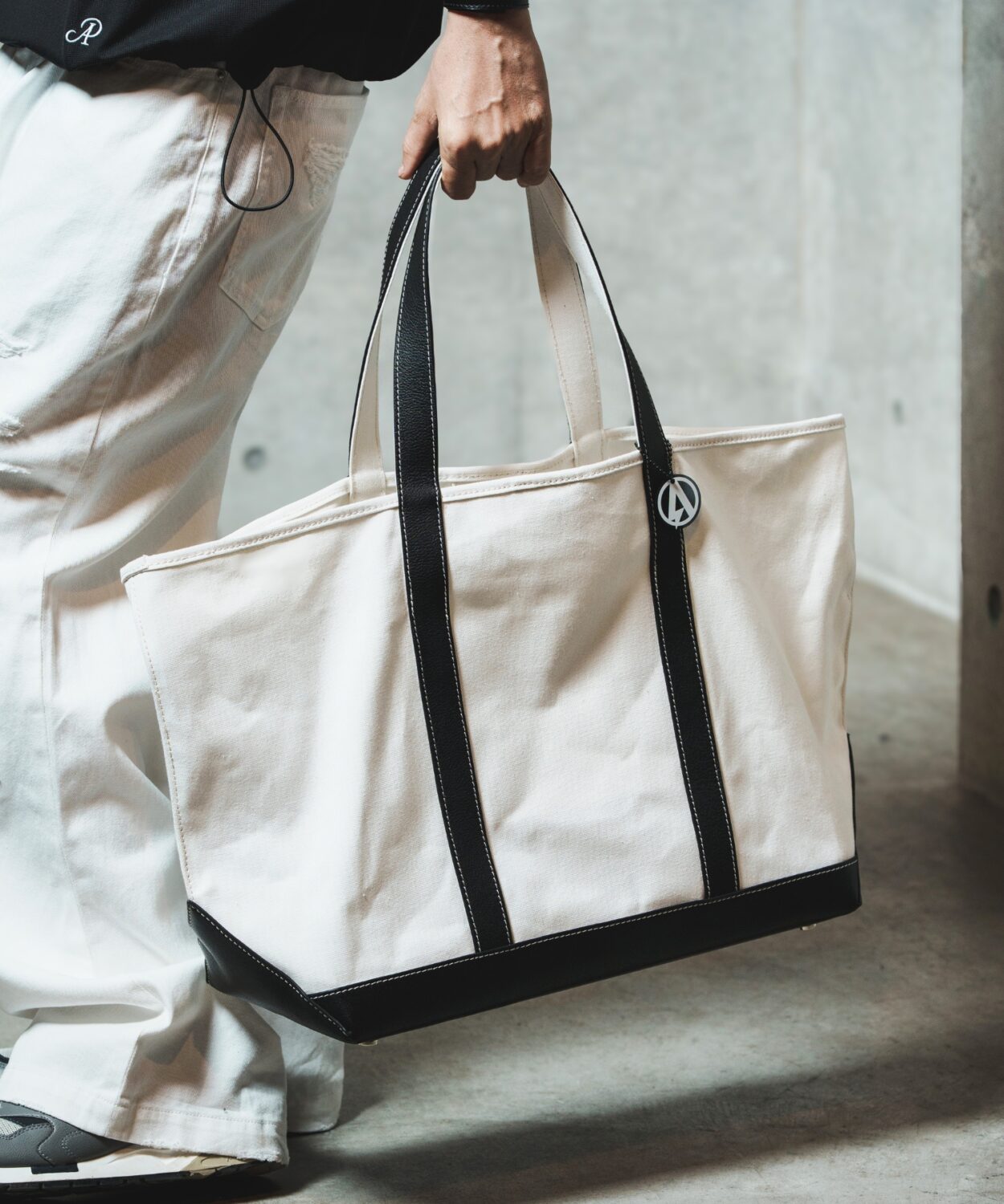 leathercombibasicbigtotebag_AP2519038_バッグ1