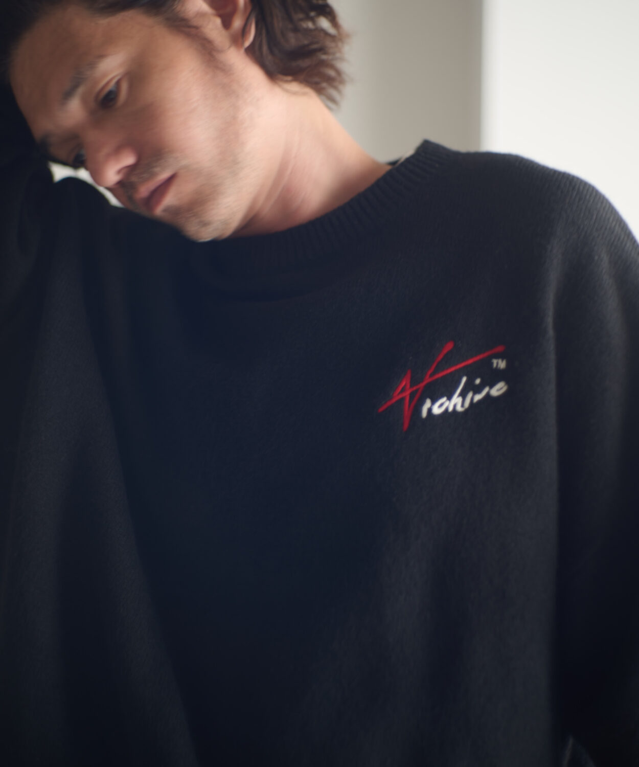 【予約商品10月下旬】archiveshaggycrestcrewneck_AP2521027_トップス1