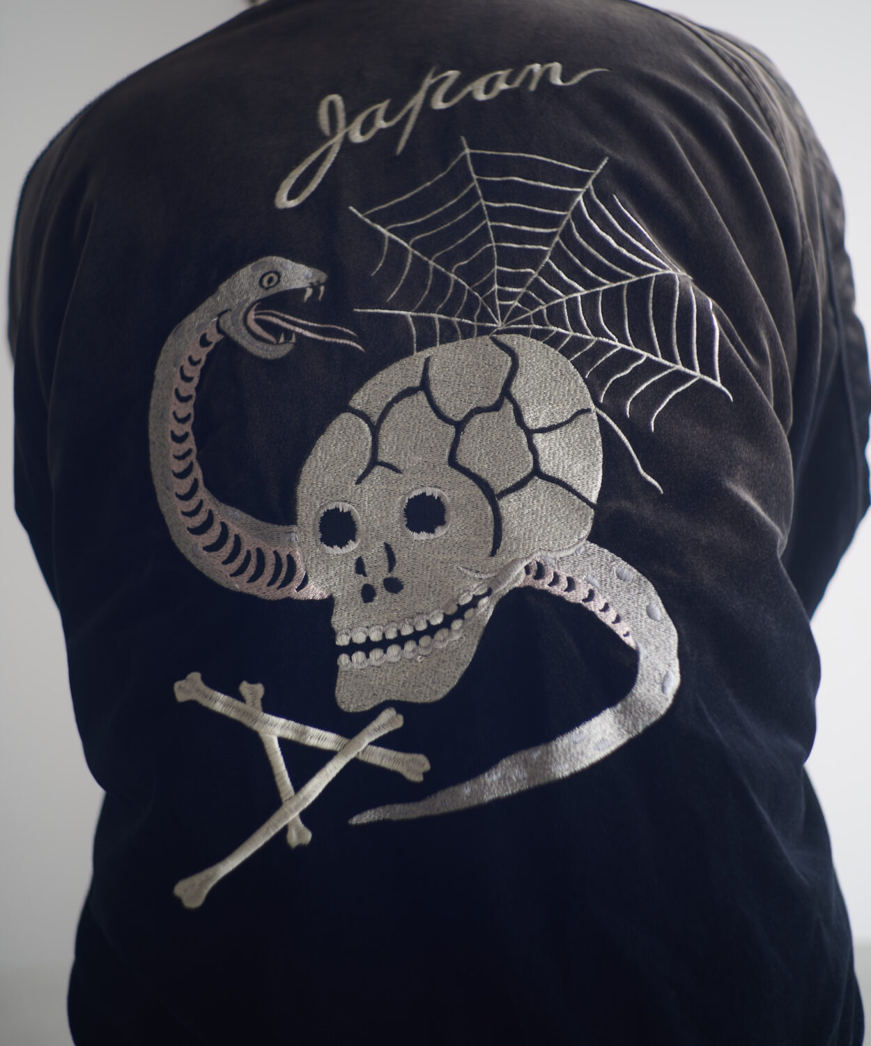 【予約商品11月中旬〜下旬】agedveloursouvenirjacket_AP2523010_アウター2