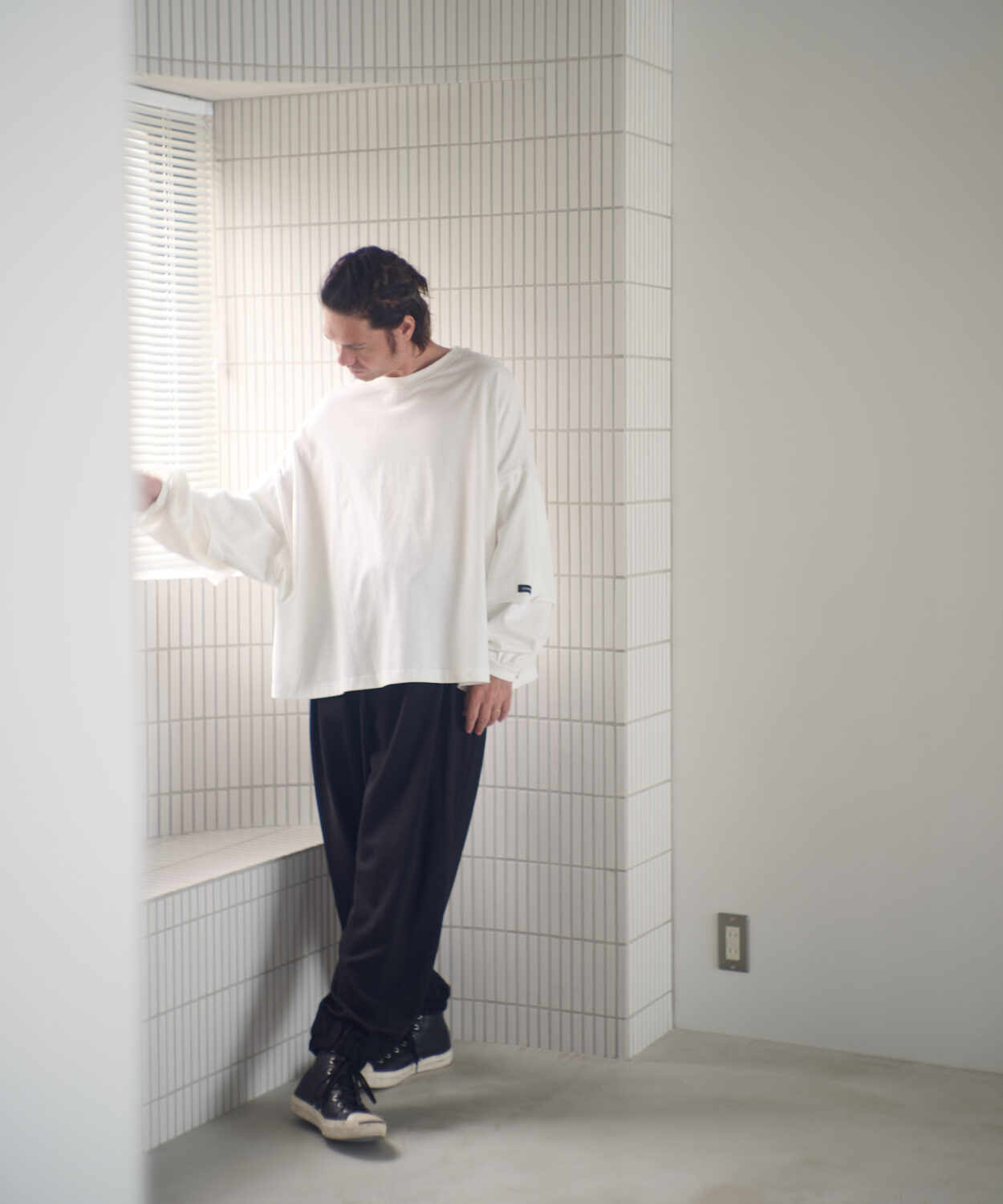 【予約商品10月中旬〜下旬】wideboxcutlayeredlongsleeve_AP2524023_トップス2