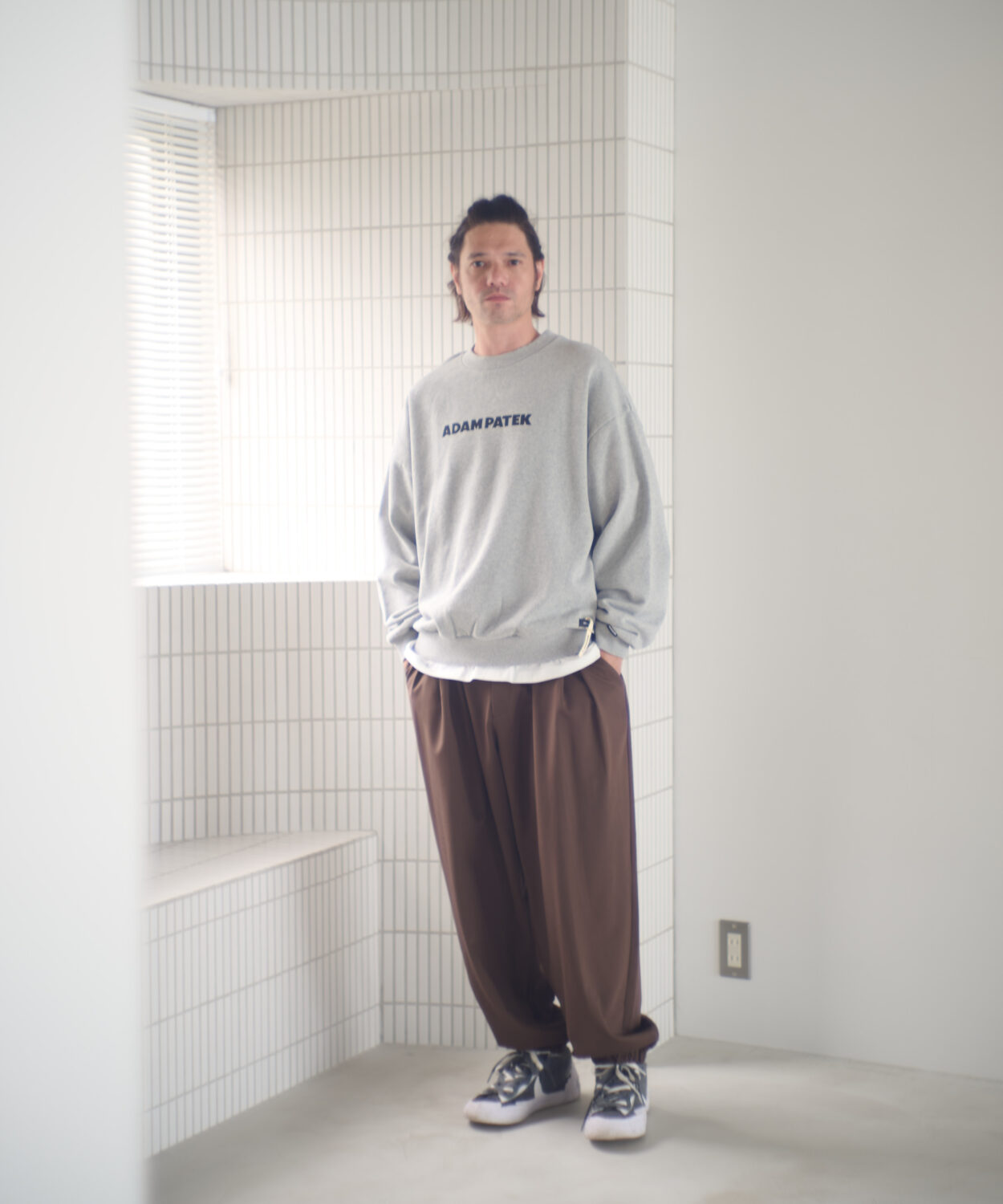 【予約商品10月中旬〜下旬】logocrewneck_AP2524025_トップス9