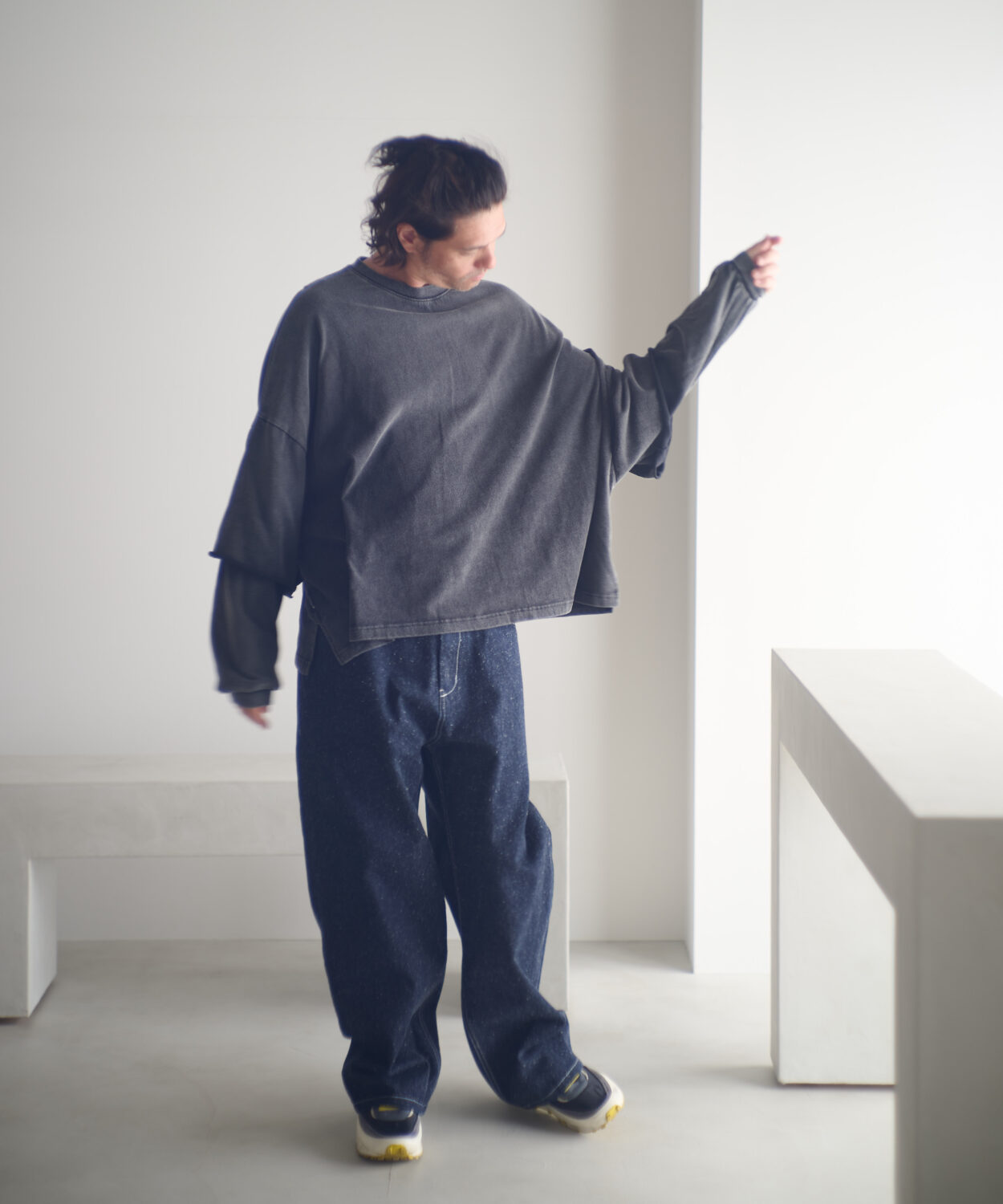 【予約商品10月中旬〜下旬】wideboxcutlayeredlongsleeve_AP2524023_トップス4