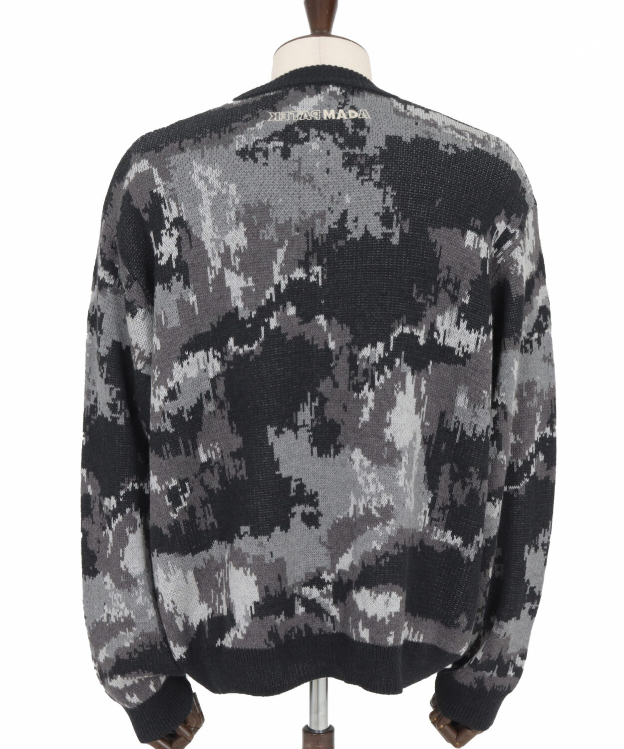 【予約商品10月下旬】madembroideredfadeknitcardigan_AP2521029_トップス10
